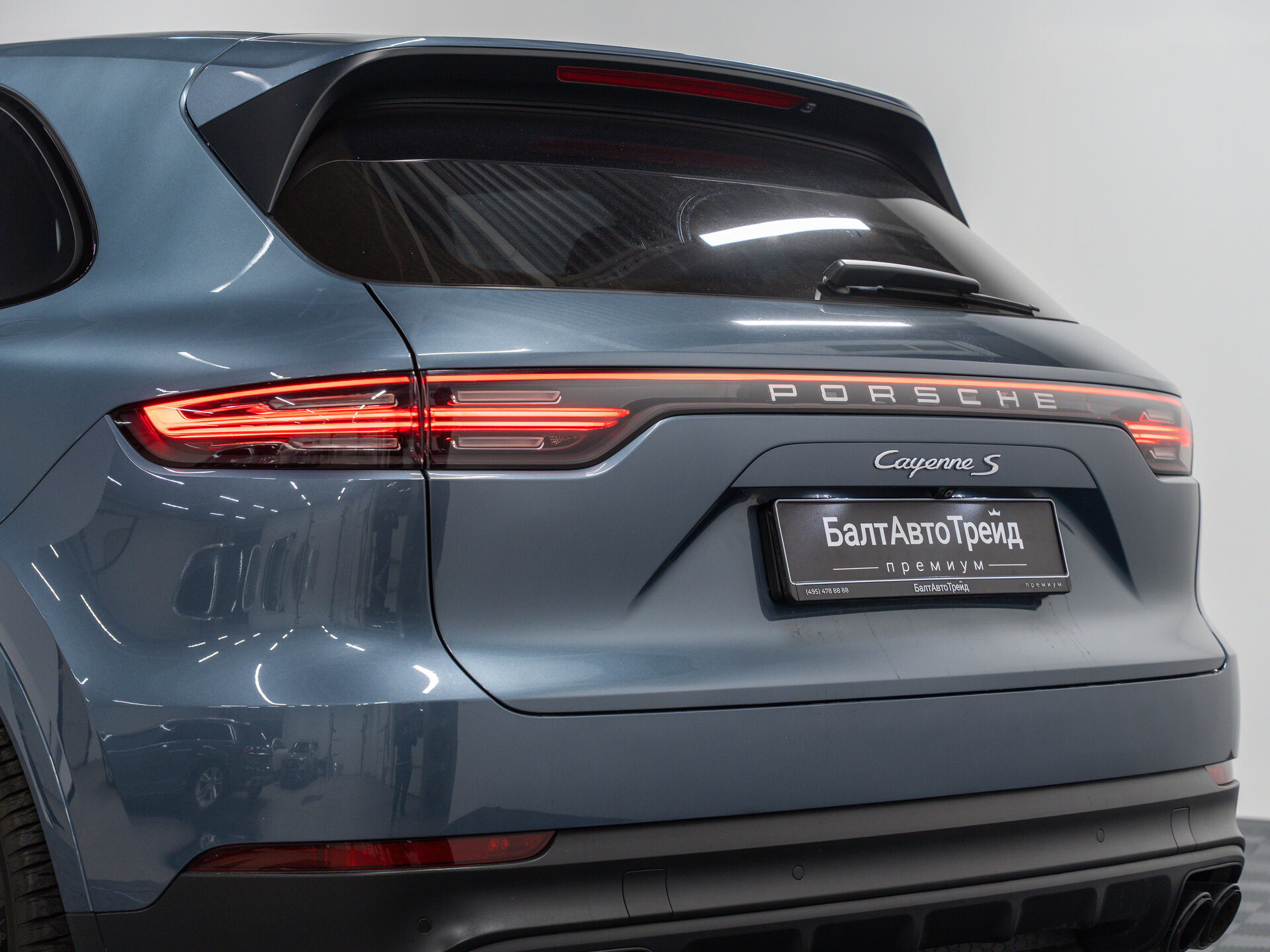 Автомобиль Porsche Cayenne S 2.9 AT (440 л.с.) 4WD - 10