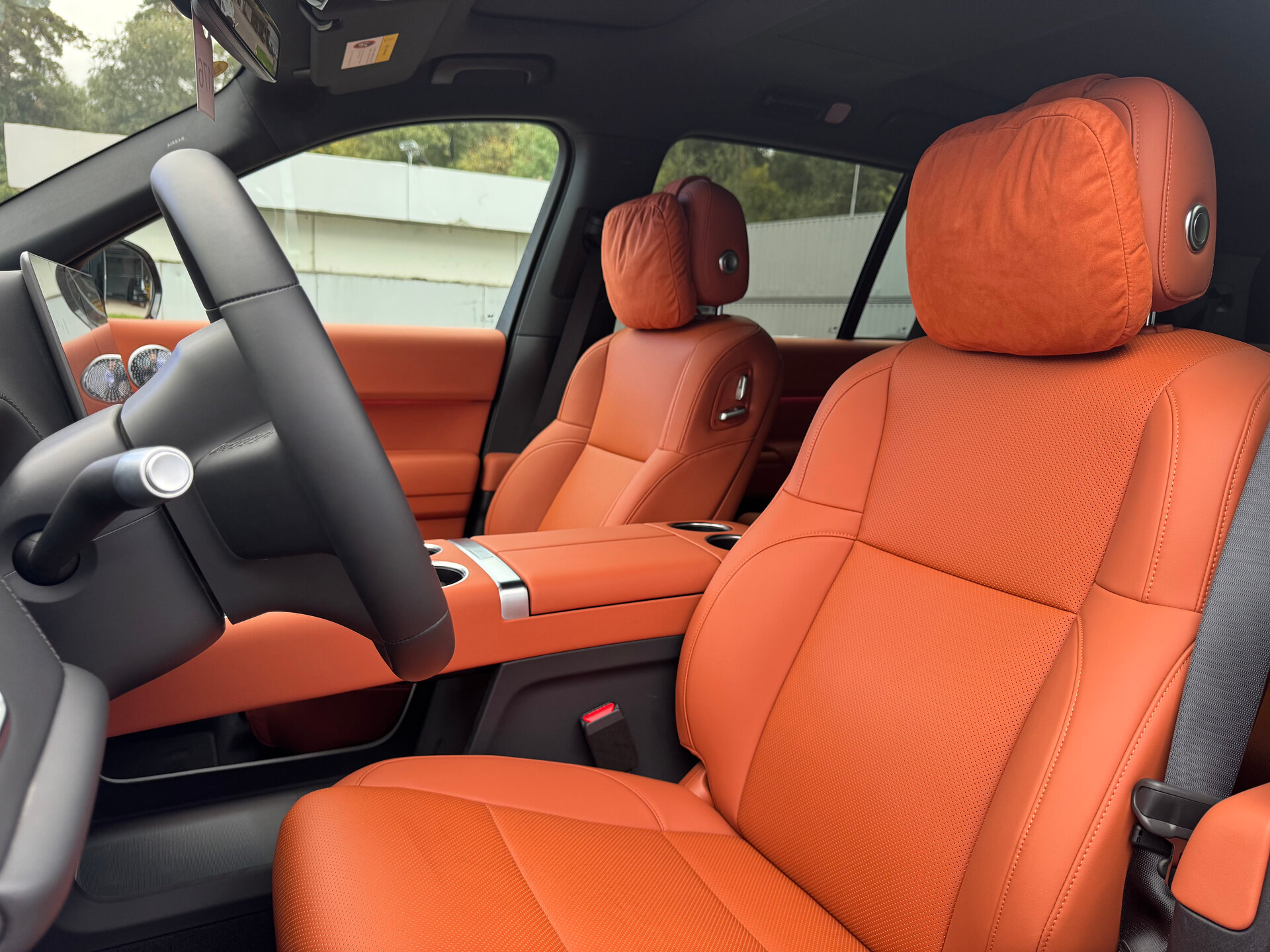 Автомобиль LiXiang L9 52.3 kWh 1.5hyb AT (449 л.с.) 4WD - 12