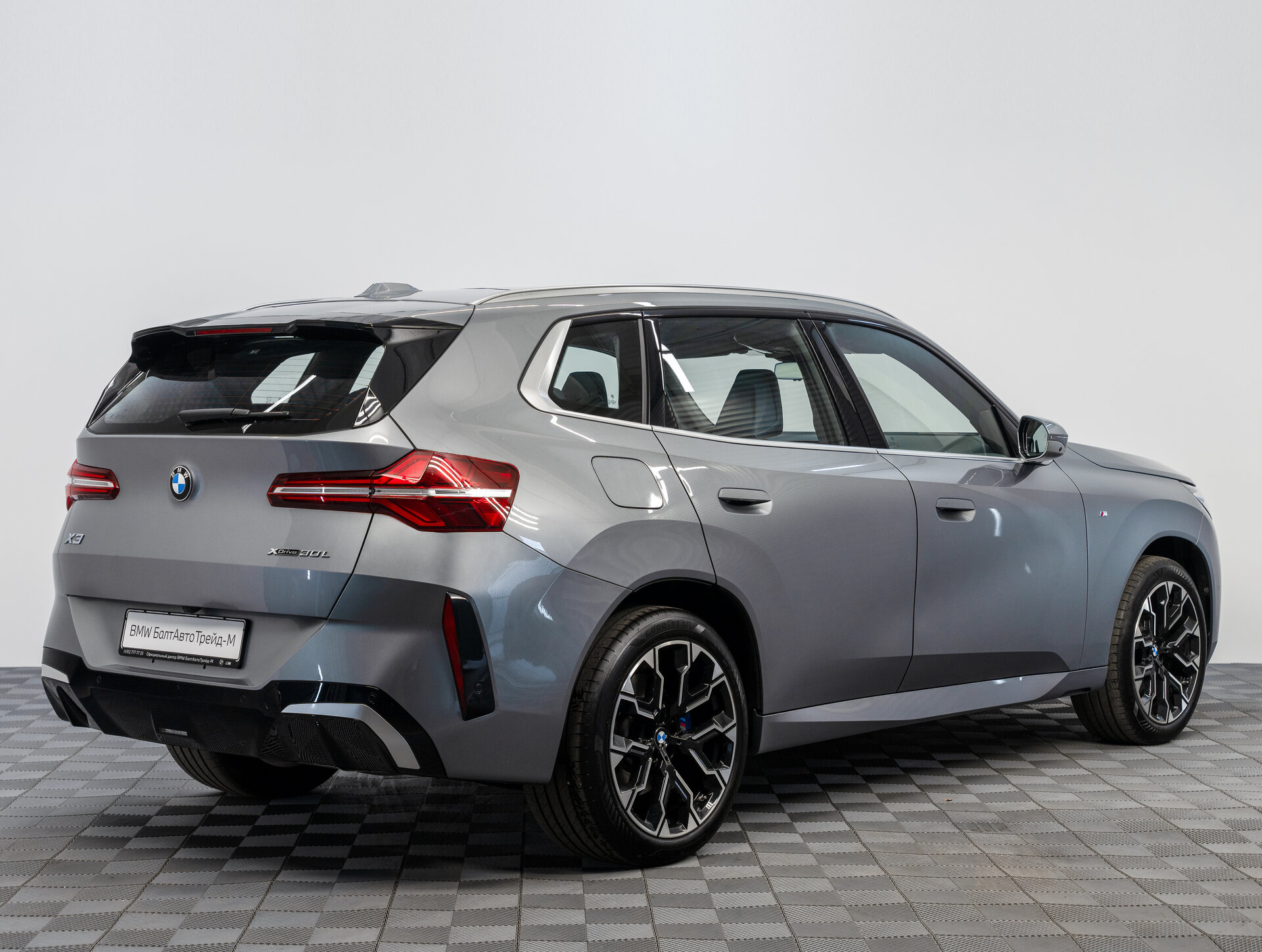 Автомобиль BMW X3 30L xDrive 2.0 AT (258 л.с.) 4WD - 5