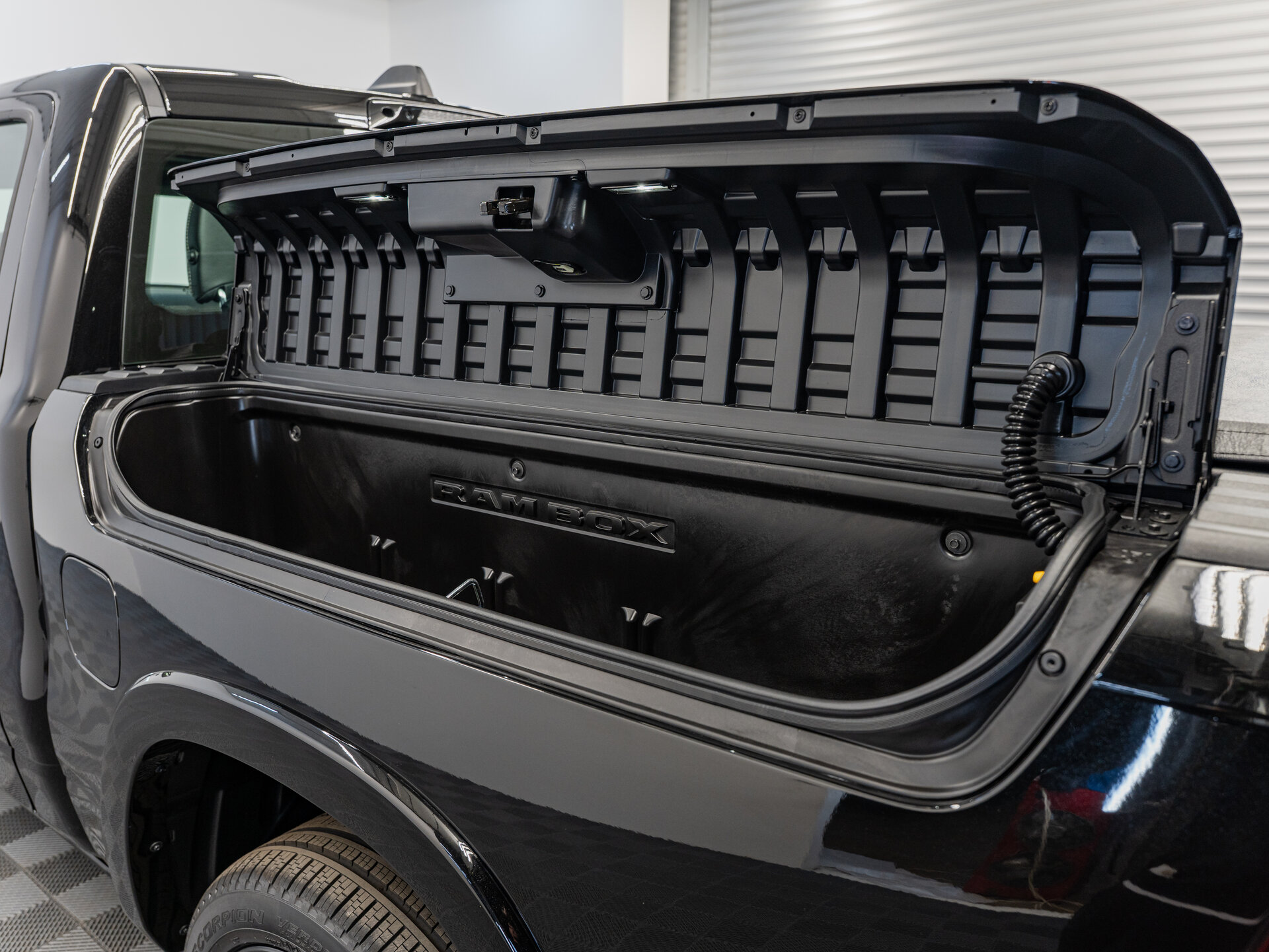 Автомобиль RAM 1500 Crew Cab 3.0 AT (540 л.с.) 4WD - 20