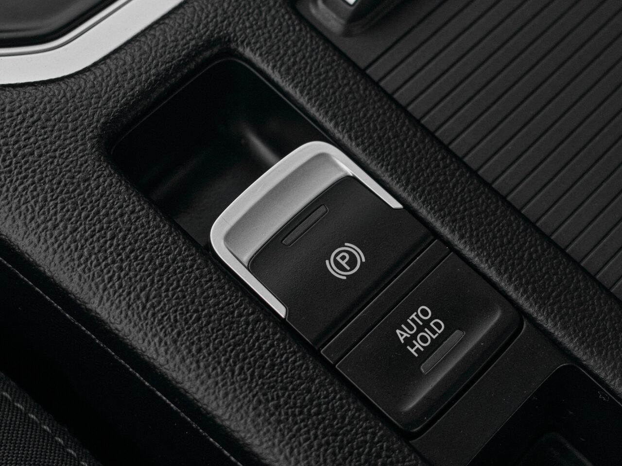 Купить Volkswagen Passat 1.8 AMT (180 л.с.), 2015 в Екатеренбурге