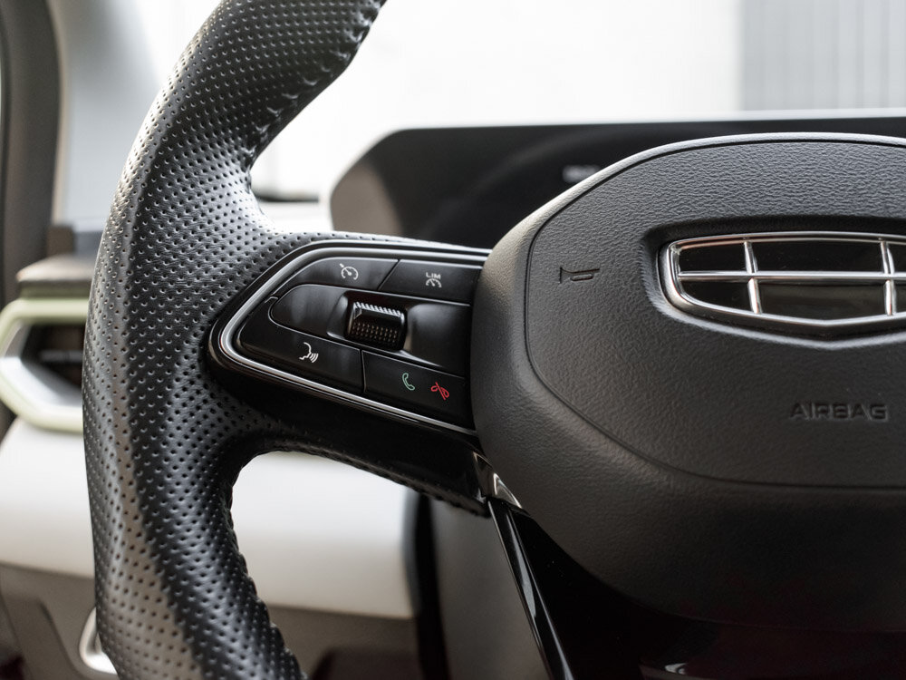 Купить Geely Coolray 1.5 AMT (177 л.с.), 2023 в Екатеренбурге