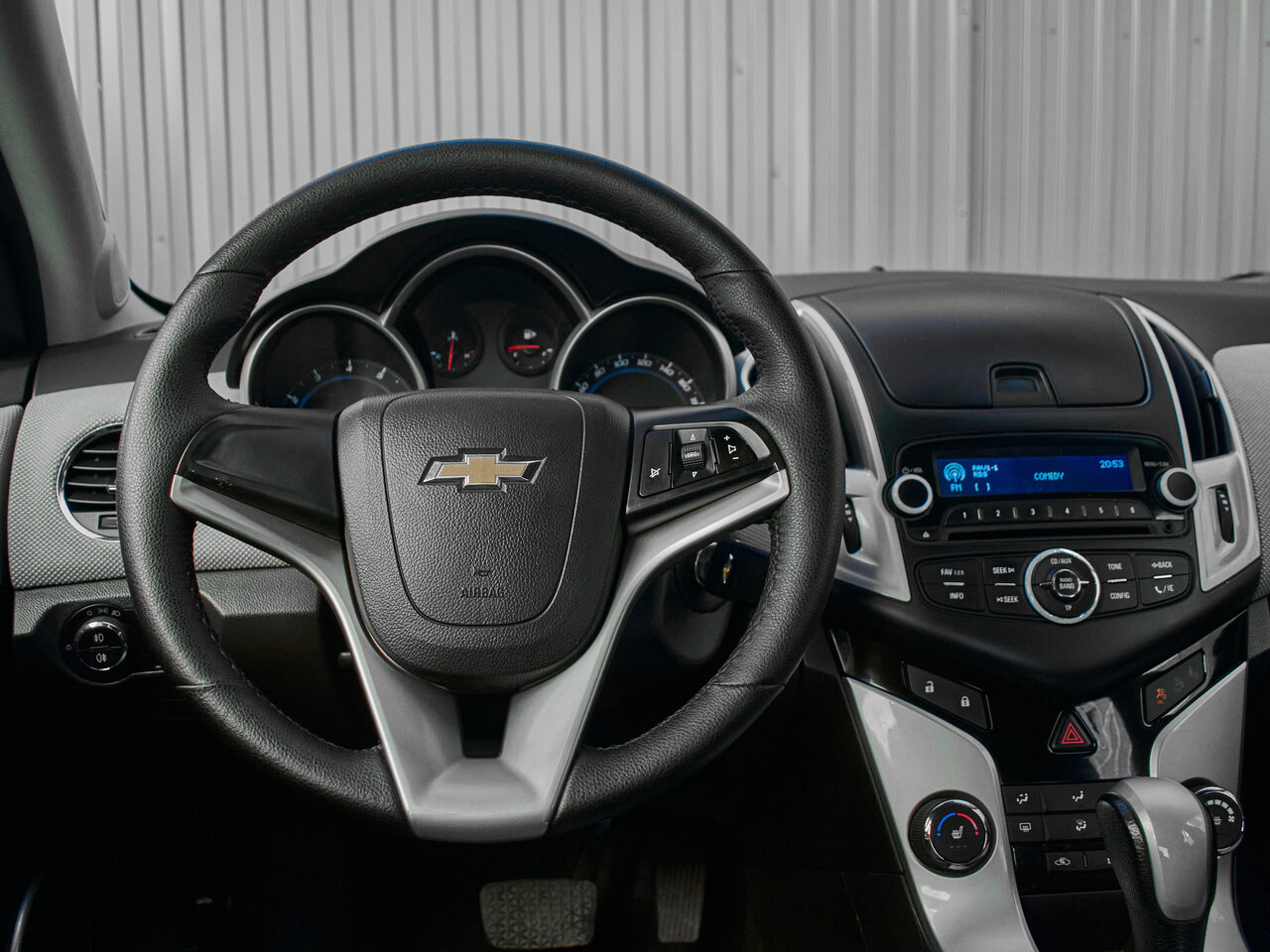 Купить Chevrolet Cruze 1.6 AT (109 л.с.), 2013 в Екатеренбурге