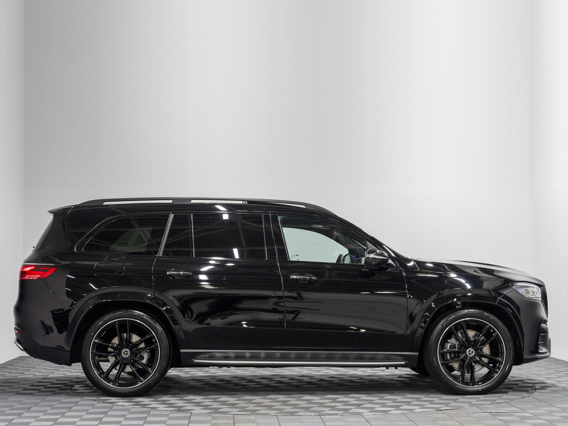 Автомобиль Mercedes-Benz GLS 450 d 3.0d AT (367 л.с.) 4WD - 6