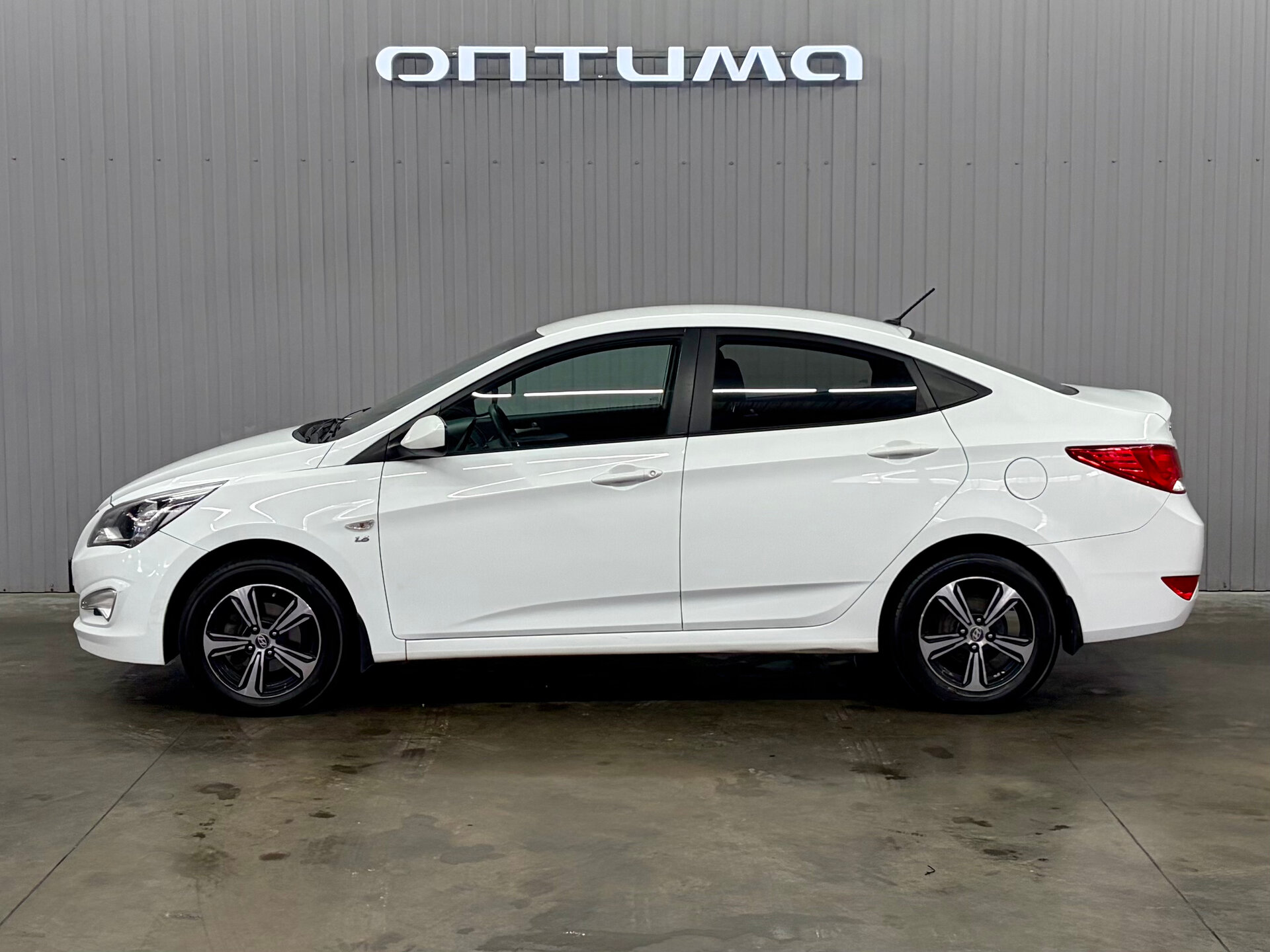 Hyundai Solaris 