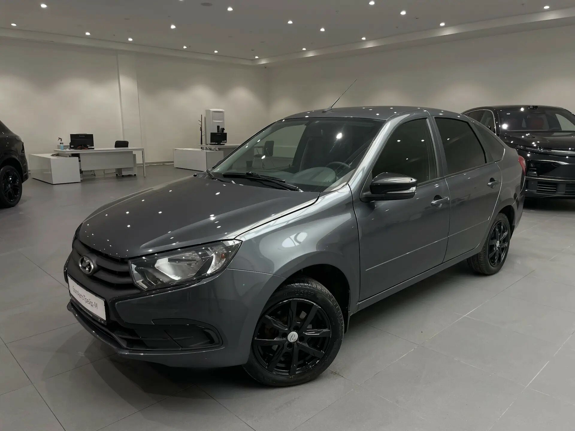 Автомобиль Lada (ВАЗ) Granta 1.6 AT (98 л.с.) - 1