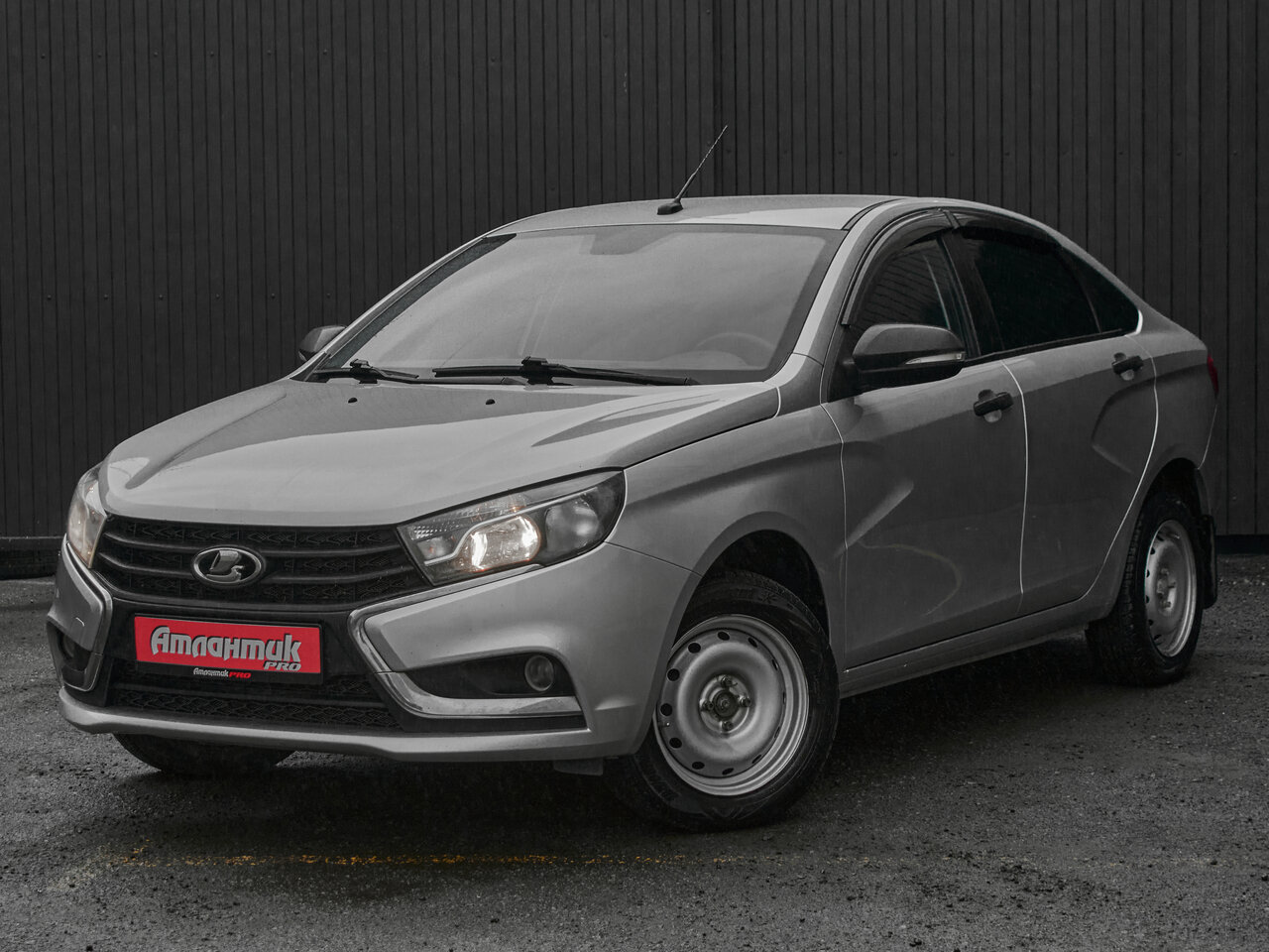 Купить Lada (ВАЗ) Vesta 1.6 MT (106 л.с.), 2019 в Екатеренбурге