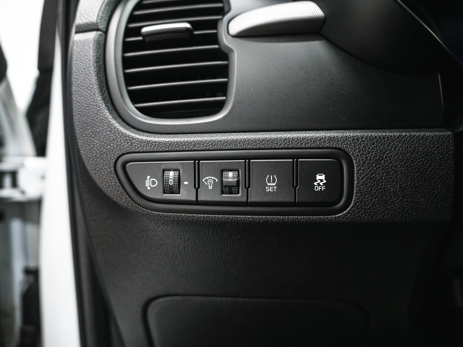 Kia Rio 2019 16