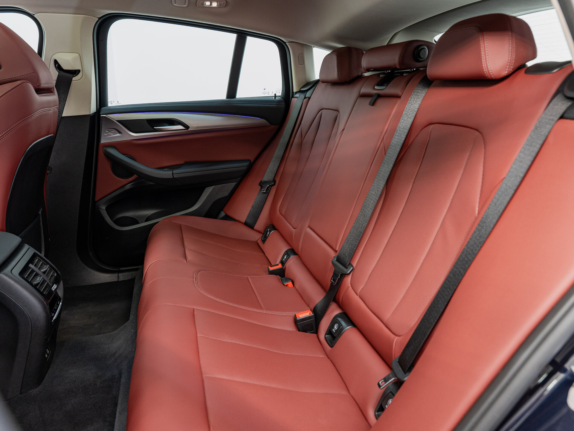 Автомобиль BMW X4 30i 2.0 AT (245 л.с.) 4WD - 18