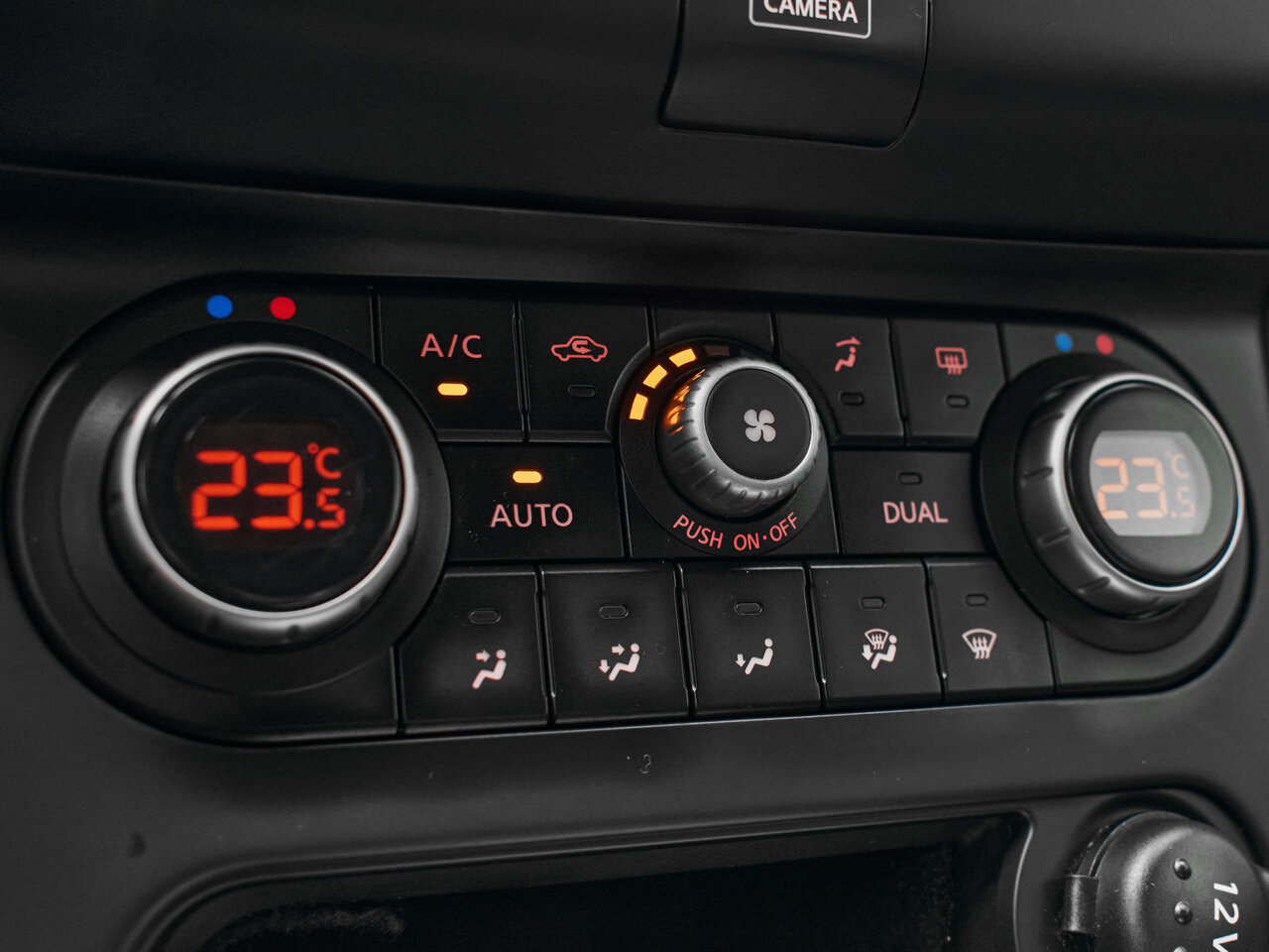 Купить Nissan Qashqai+2 2.0 CVT (141 л.с.) 4WD, 2012 в Екатеренбурге