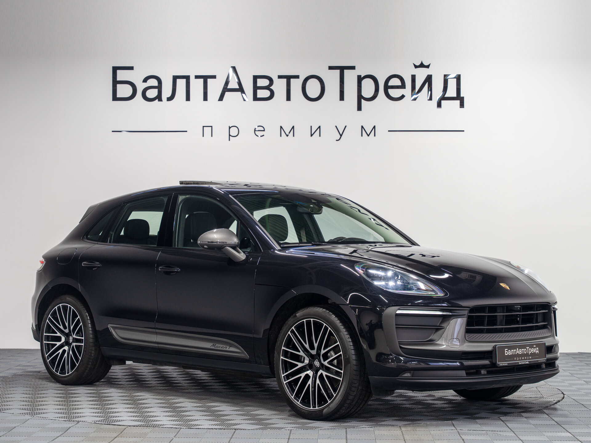 Автомобиль Porsche Macan 2.0 AMT (265 л.с.) 4WD - 5