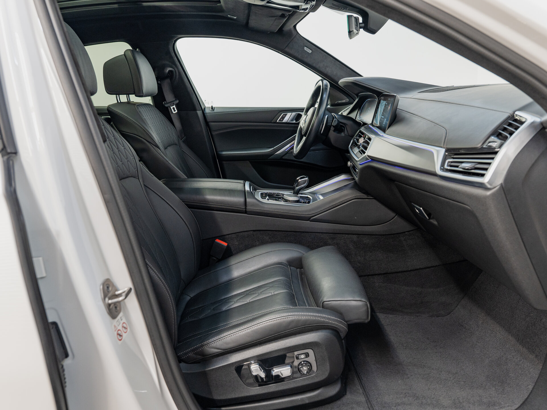 Автомобиль BMW X6 40d 3.0d AT (340 л.с.) 4WD - 10