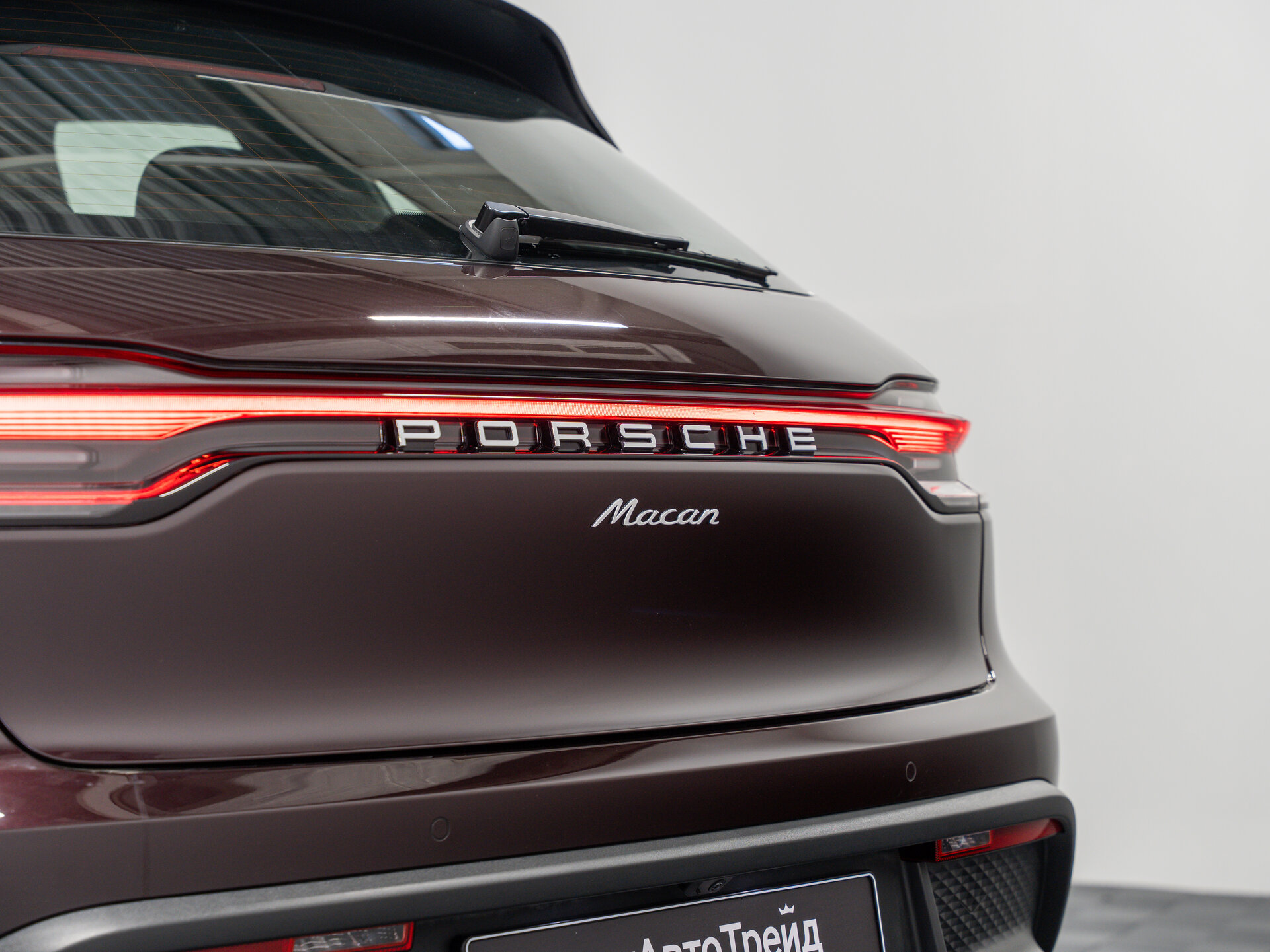 Автомобиль Porsche Macan 2.0 AMT (265 л.с.) 4WD - 11