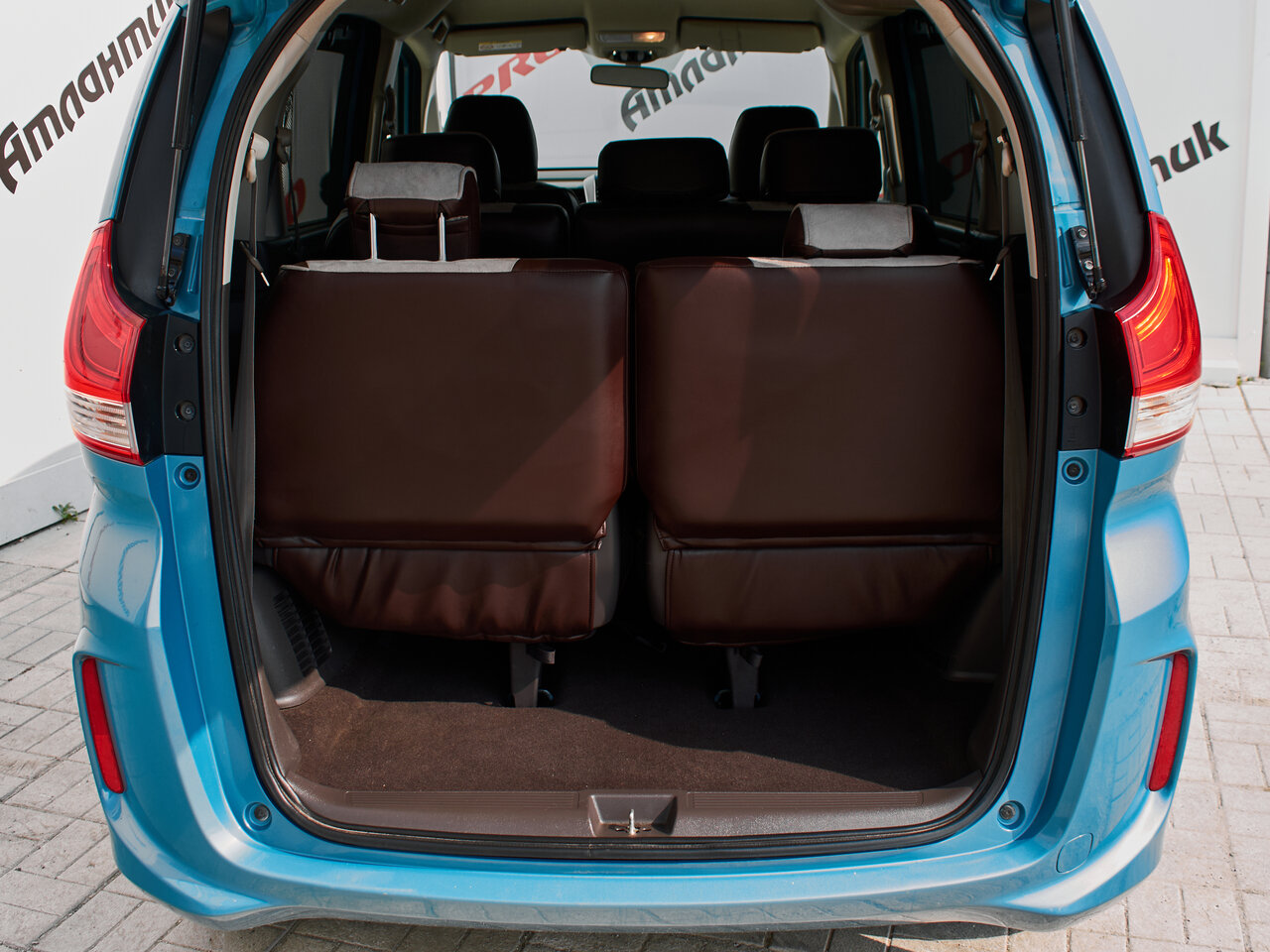 Купить Honda Freed 1.5 CVT (131 л.с.), 2016 в Екатеренбурге
