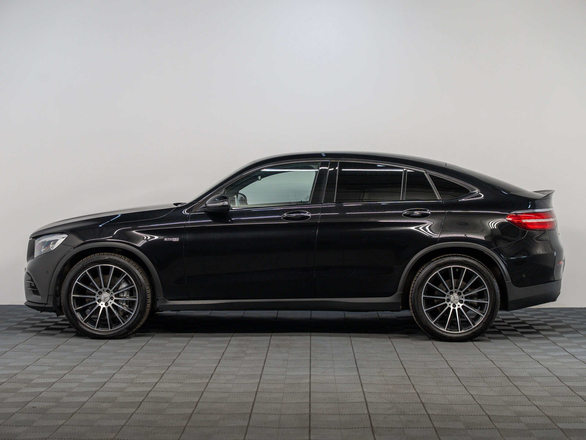 Автомобиль Mercedes-Benz GLC Coupe AMG 43 AMG 3.0 AT (367 л.с.) 4WD - 8