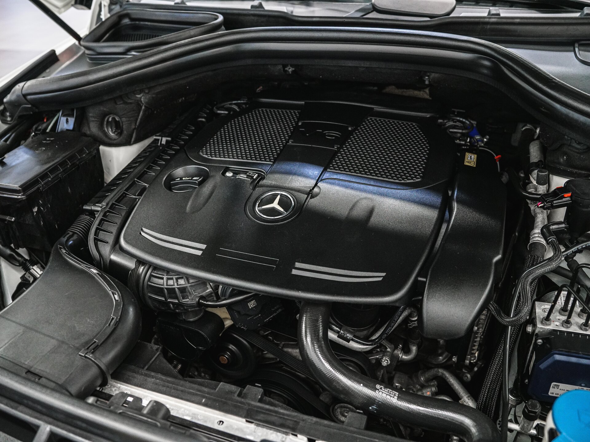 Mercedes-Benz M-Класс 2012 32