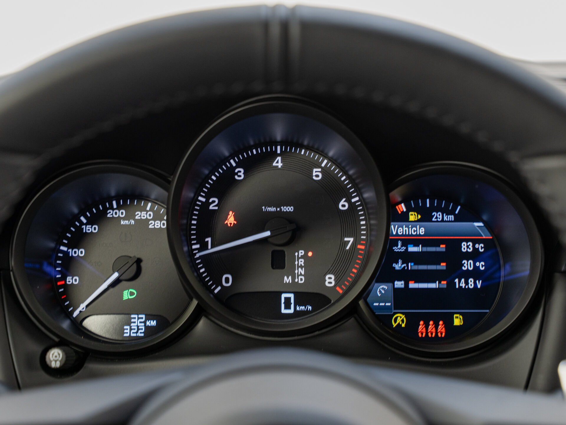 Автомобиль Porsche Macan 2.0 AMT (265 л.с.) 4WD - 14