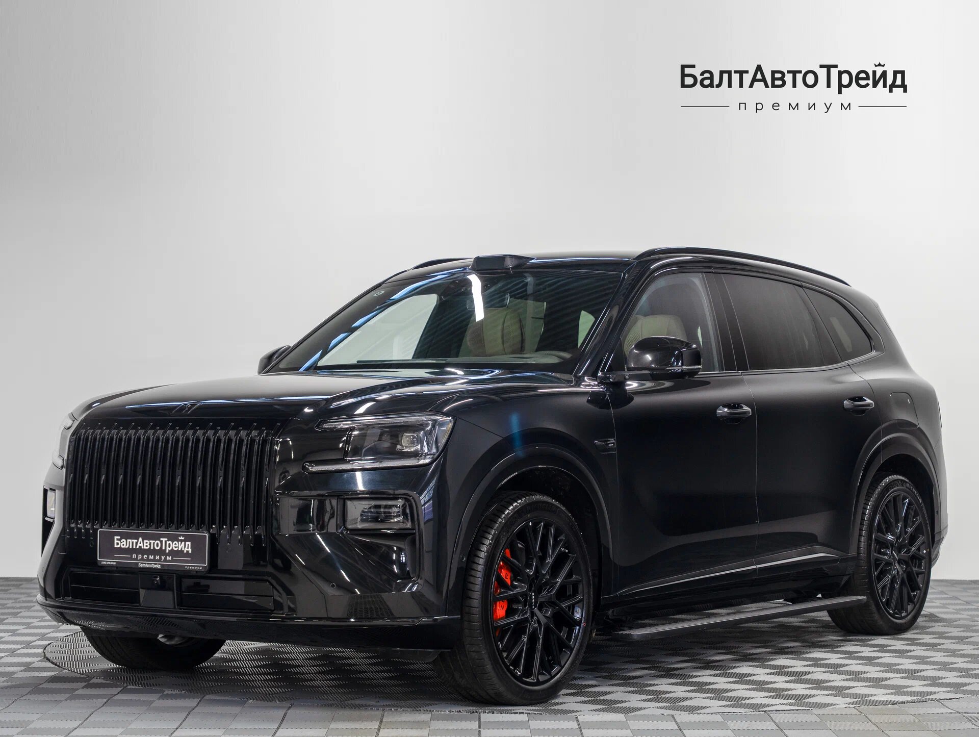 Автомобиль Zeekr 8X 70 kWh 2.0hyb AT (898 л.с.) 4WD - 1