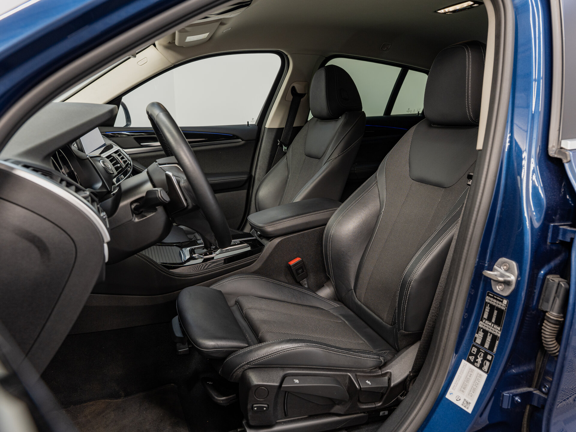 Автомобиль BMW X4 20i 2.0 AT (184 л.с.) 4WD - 19