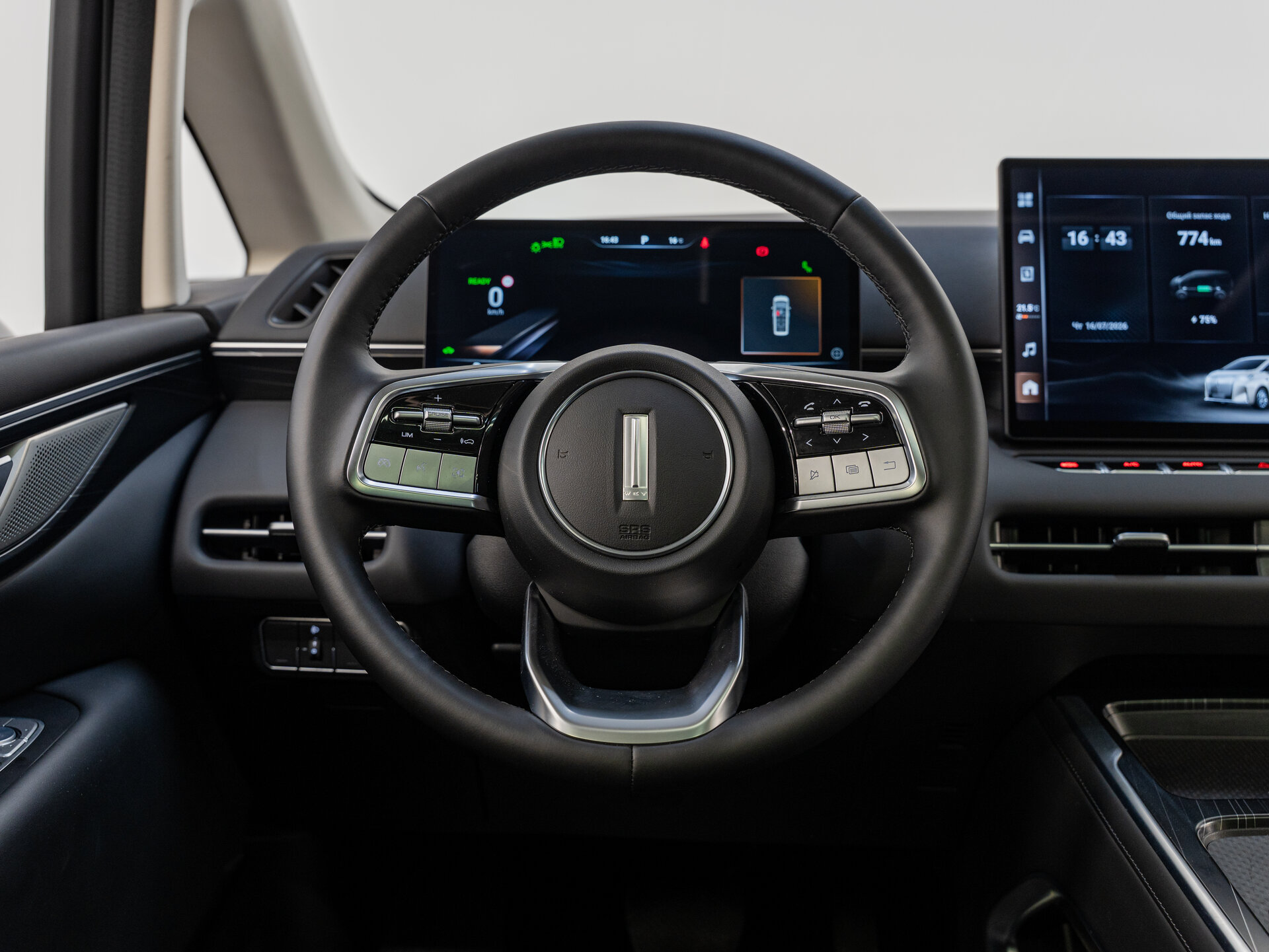 Автомобиль Wey 80 37.96 kWh 1.5hyb AT (487 л.с.) 4WD - 12