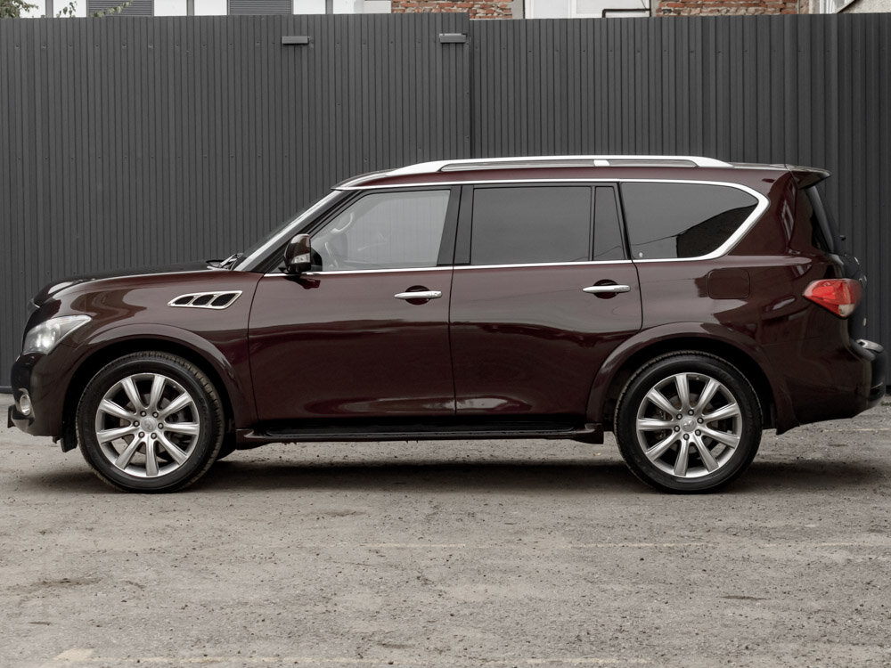 Купить Infiniti QX56 5.6 AT (405 л.с.) 4WD, 2011 в Екатеренбурге