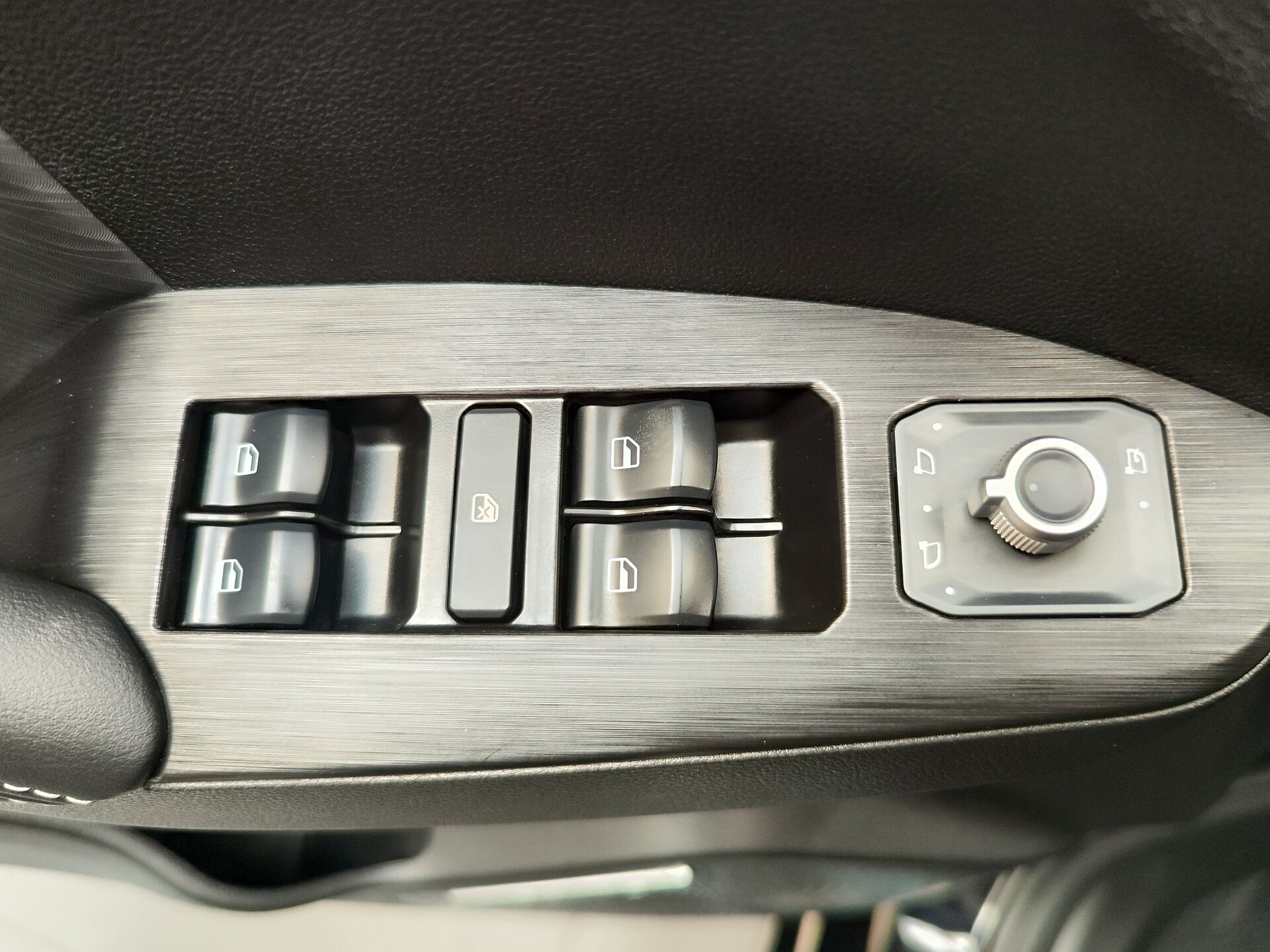 Автомобиль Haval Jolion 1.5 AMT (143 л.с.) - 18