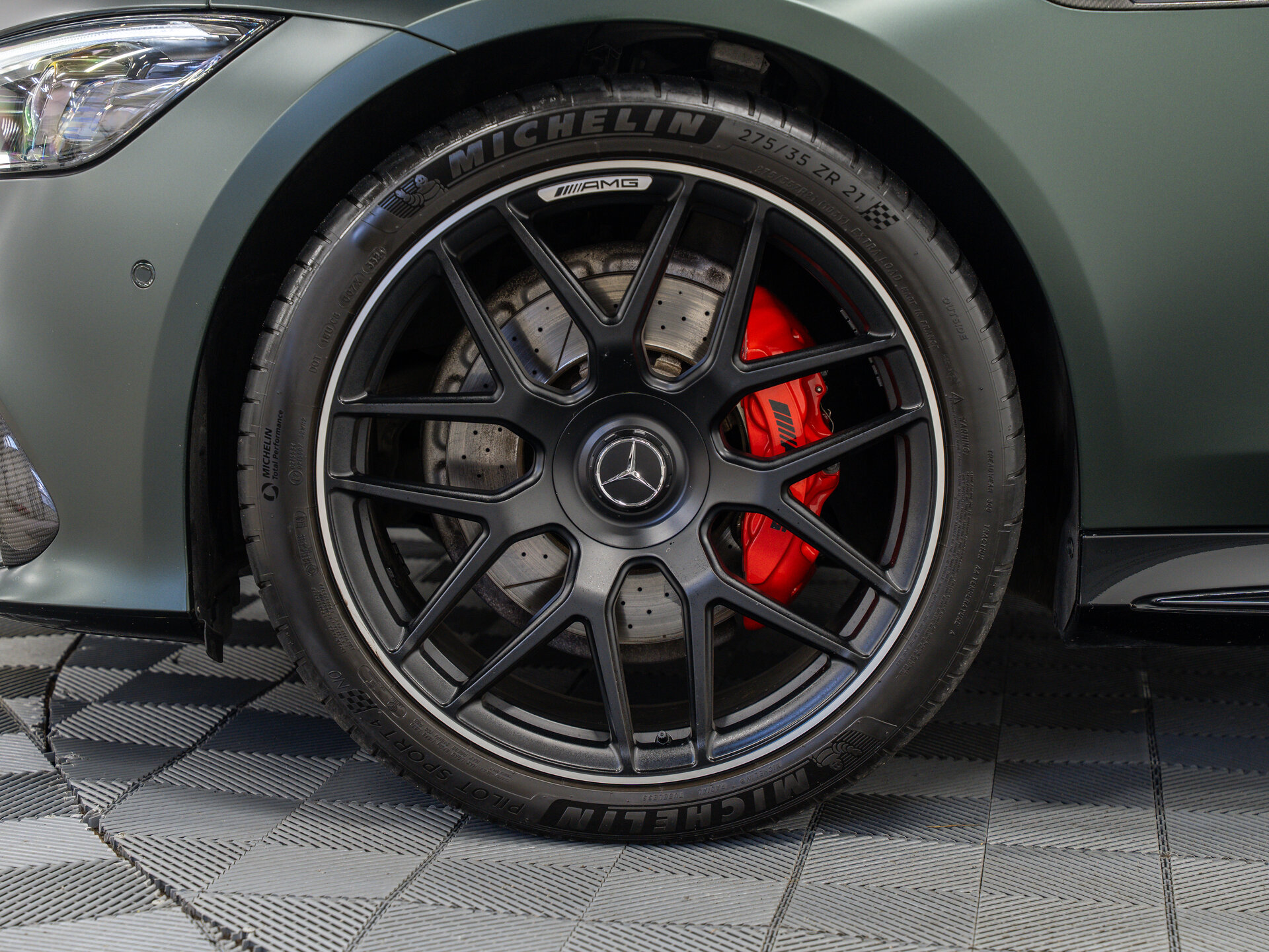 Автомобиль Mercedes-Benz AMG GT 4-Door Coupe 43 3.0 AT (367 л.с.) 4WD - 3