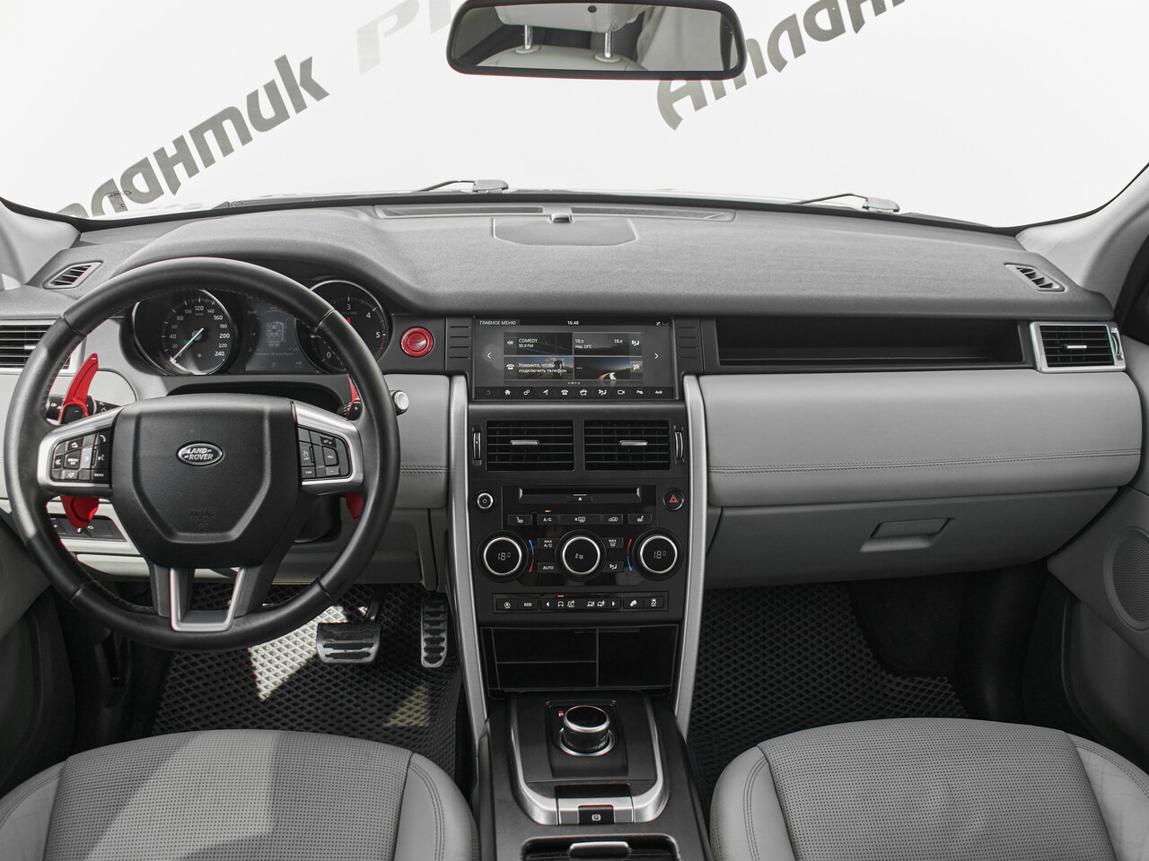 Купить Land Rover Discovery Sport 2.0d AT (180 л.с.) 4WD, 2017 в Екатеренбурге