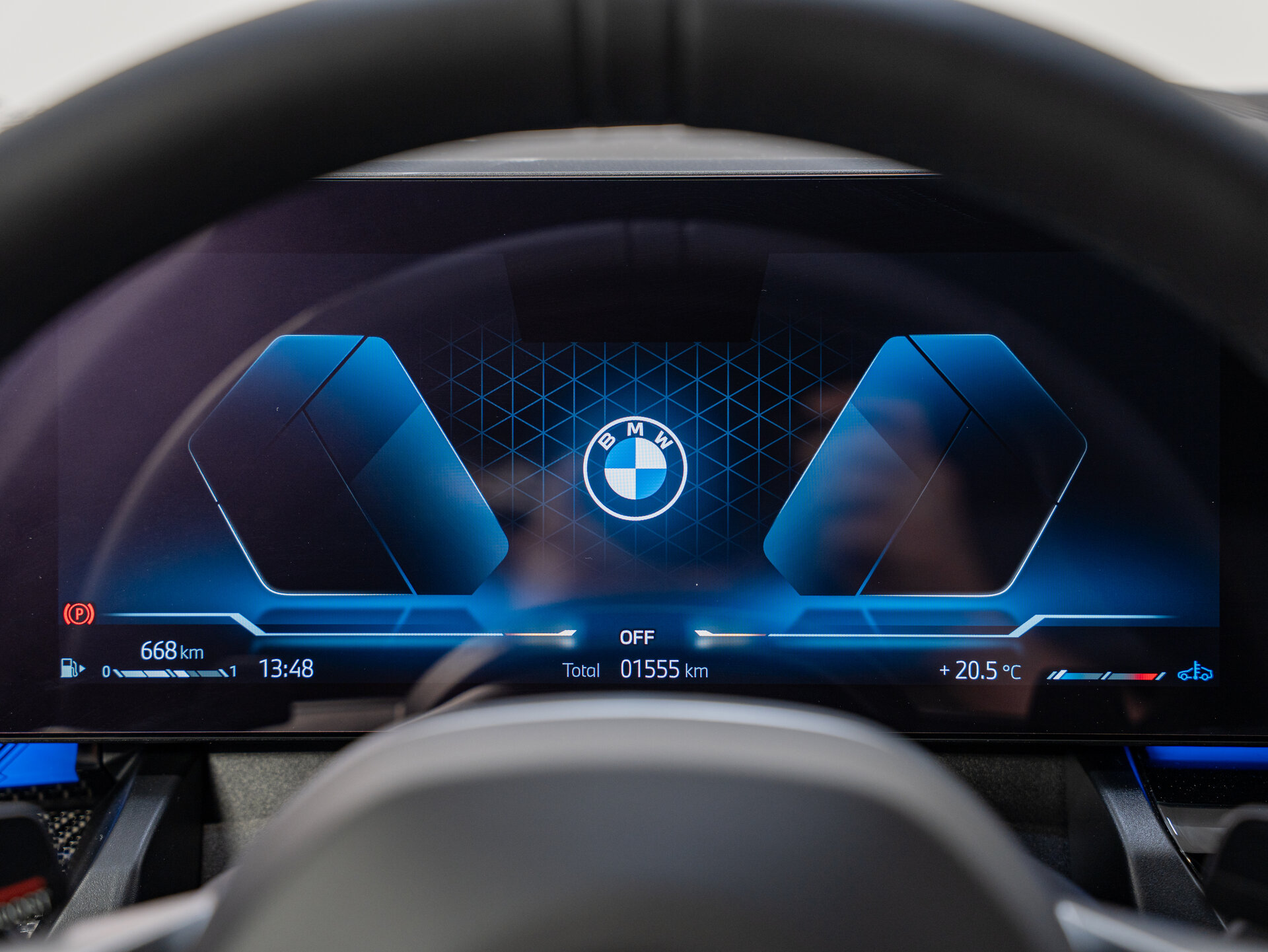 Автомобиль BMW 5 серии 520d xDrive 2.0d AT (197 л.с.) 4WD - 14
