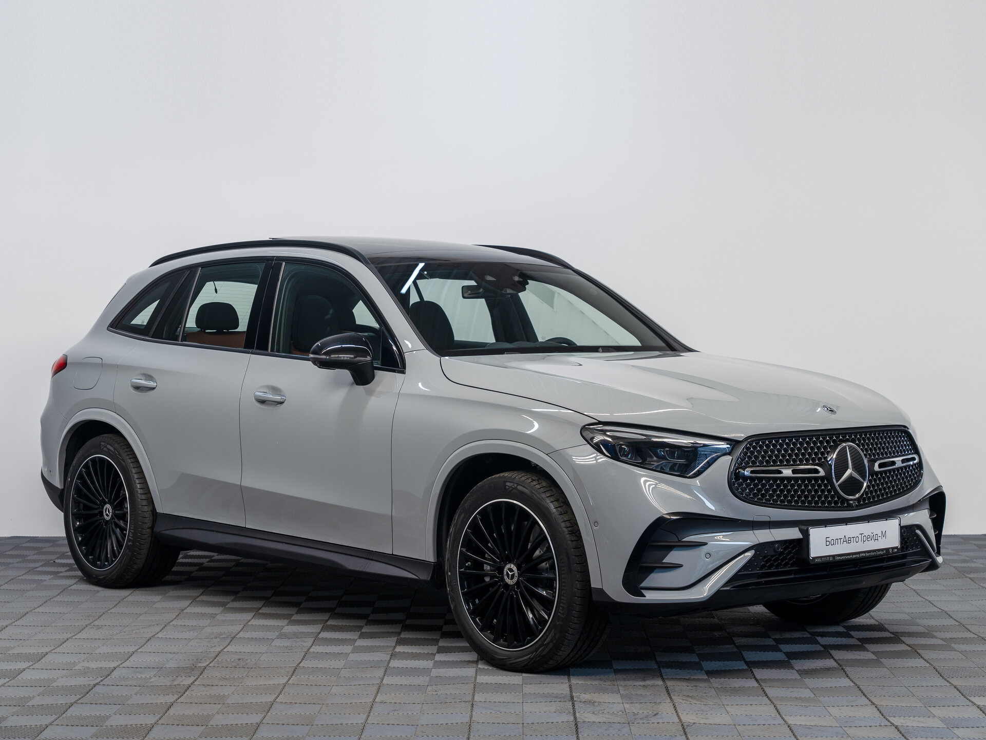 Автомобиль Mercedes-Benz GLC 300 2.0 AT (258 л.с.) 4WD - 3