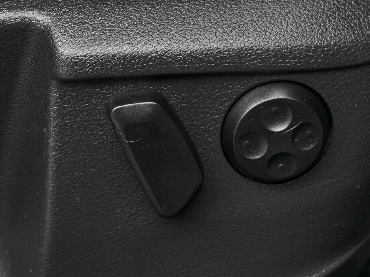 Купить Volkswagen Sharan 1.4 AMT (150 л.с.), 2012 в Екатеренбурге