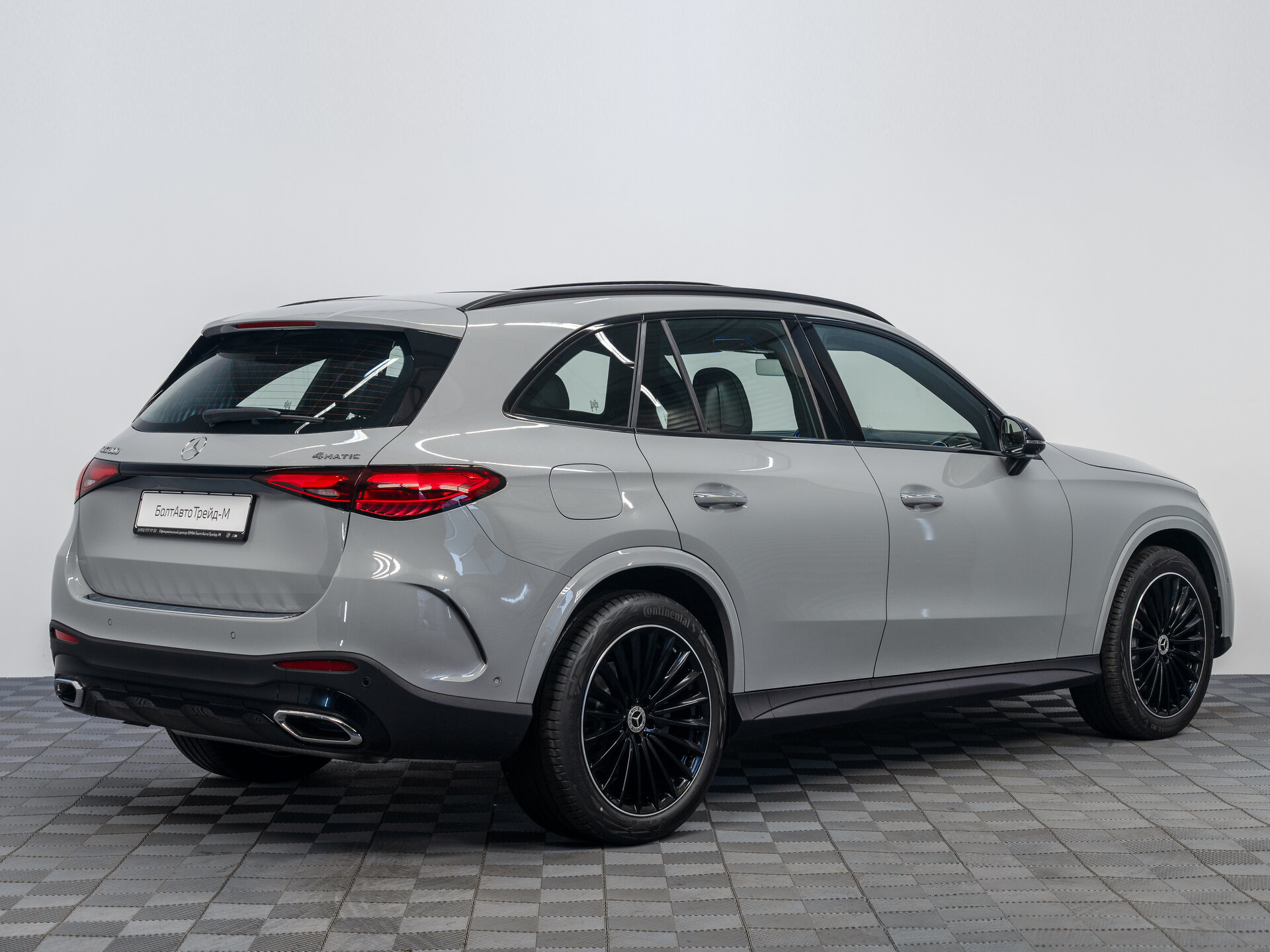 Автомобиль Mercedes-Benz GLC 300 2.0 AT (258 л.с.) 4WD - 5