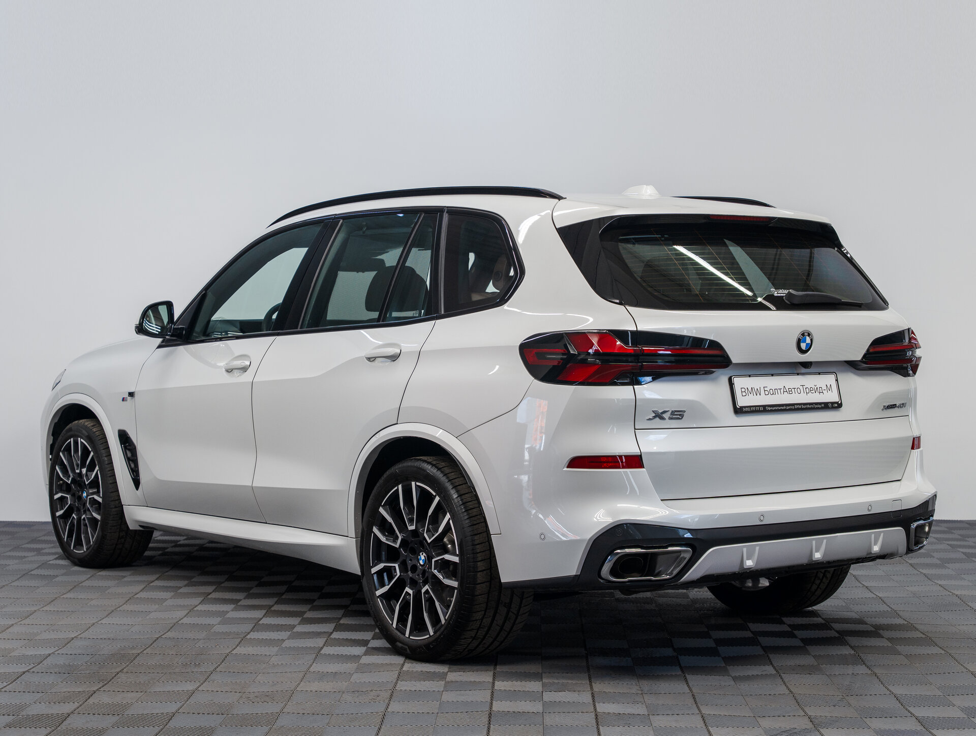 Автомобиль BMW X5 40i 3.0 AT (381 л.с.) 4WD - 4
