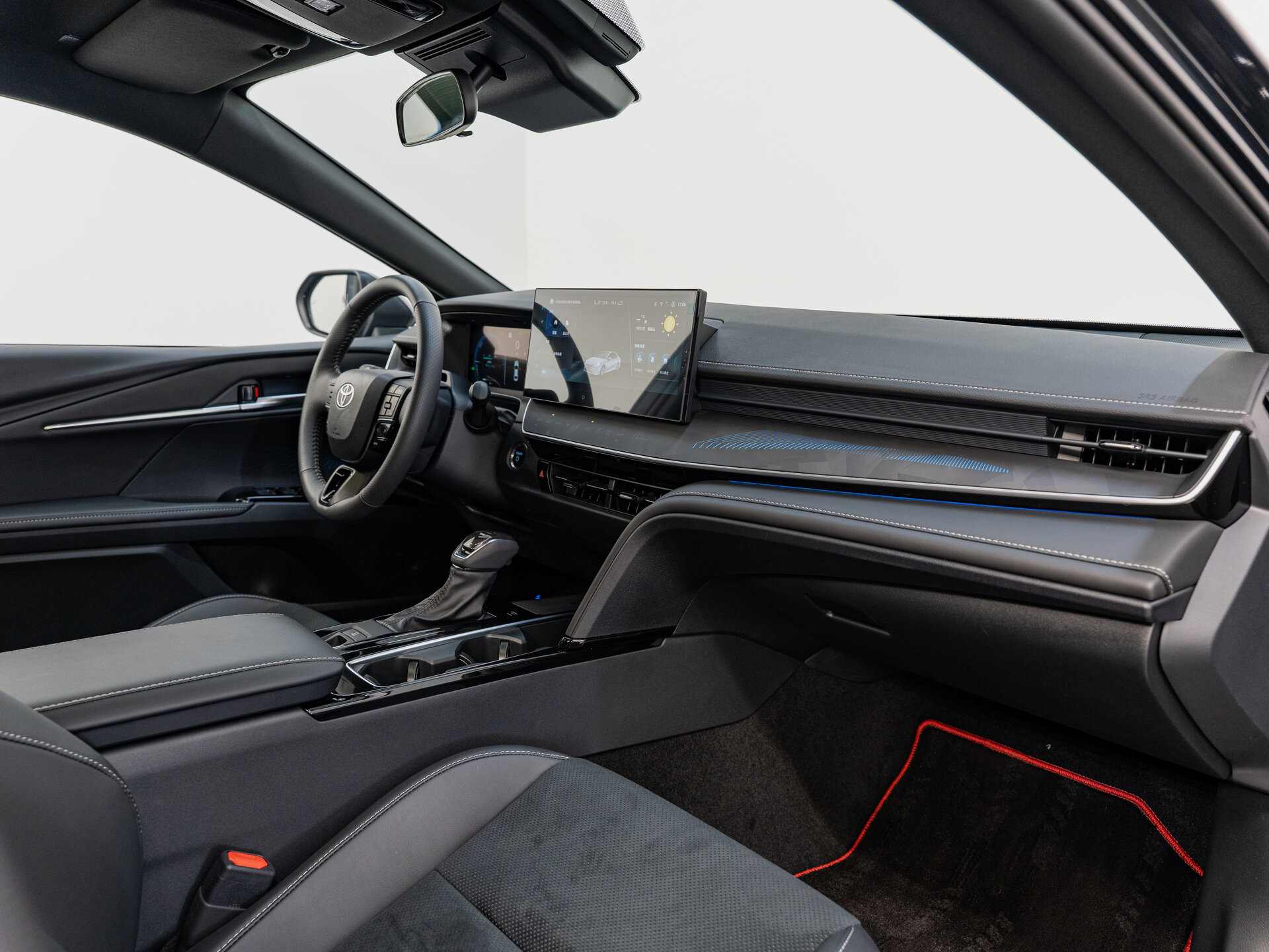 Автомобиль Toyota Camry 2.0hyb CVT (231 л.с.) - 11
