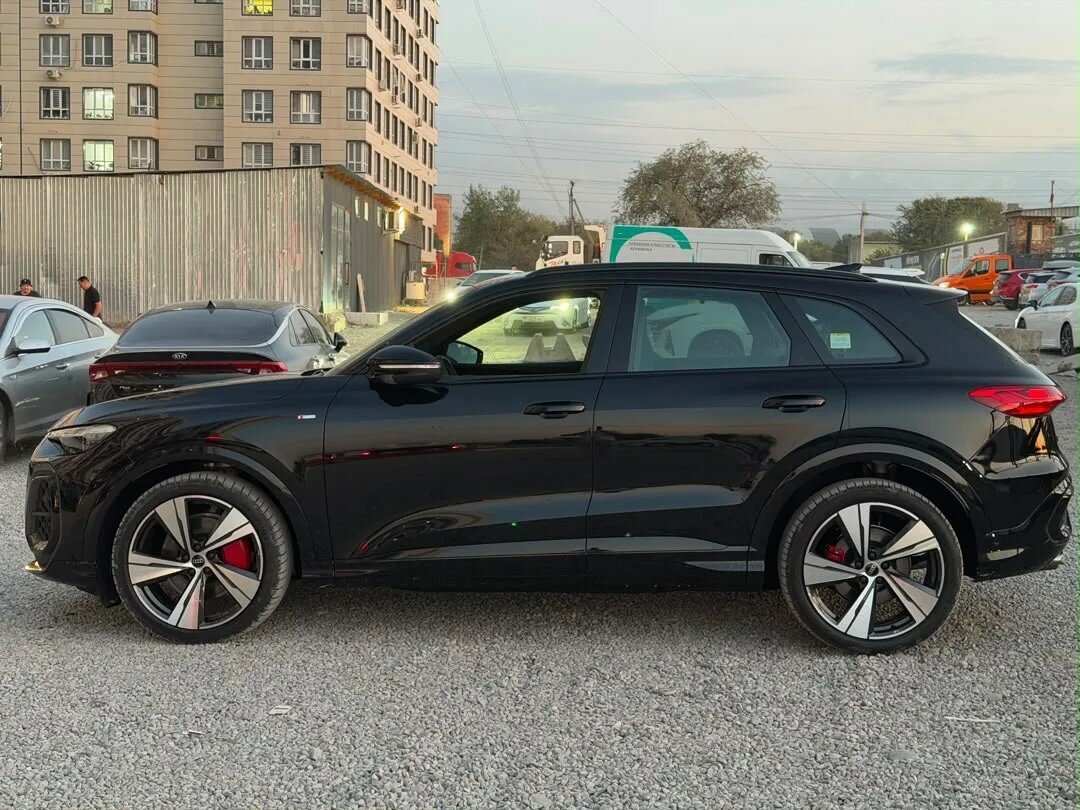 Автомобиль Audi Q5 40 TDI 2.0d AMT (204 л.с.) 4WD - 3