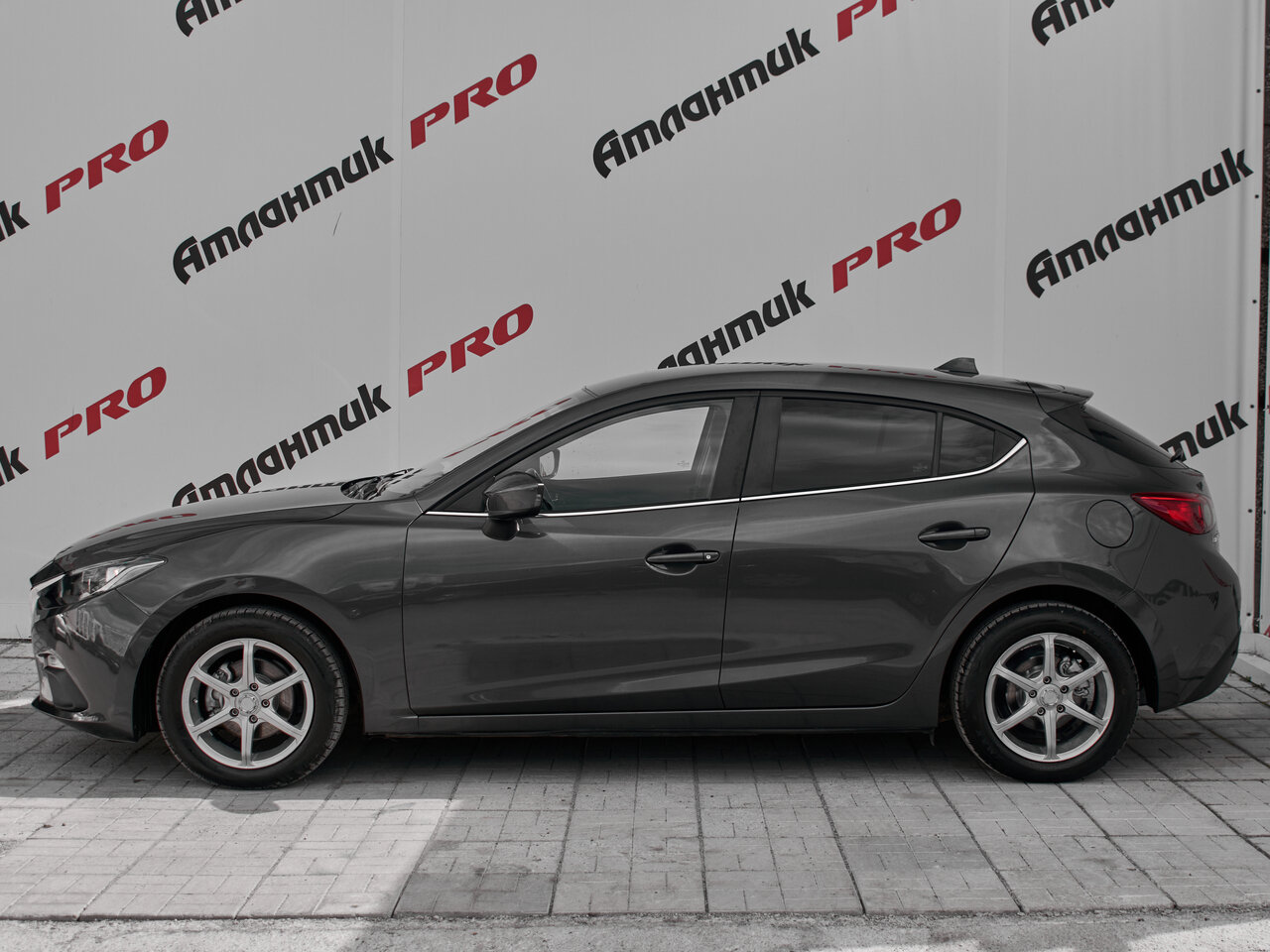 Купить Mazda 3 1.6 AT (104 л.с.), 2014 в Екатеренбурге