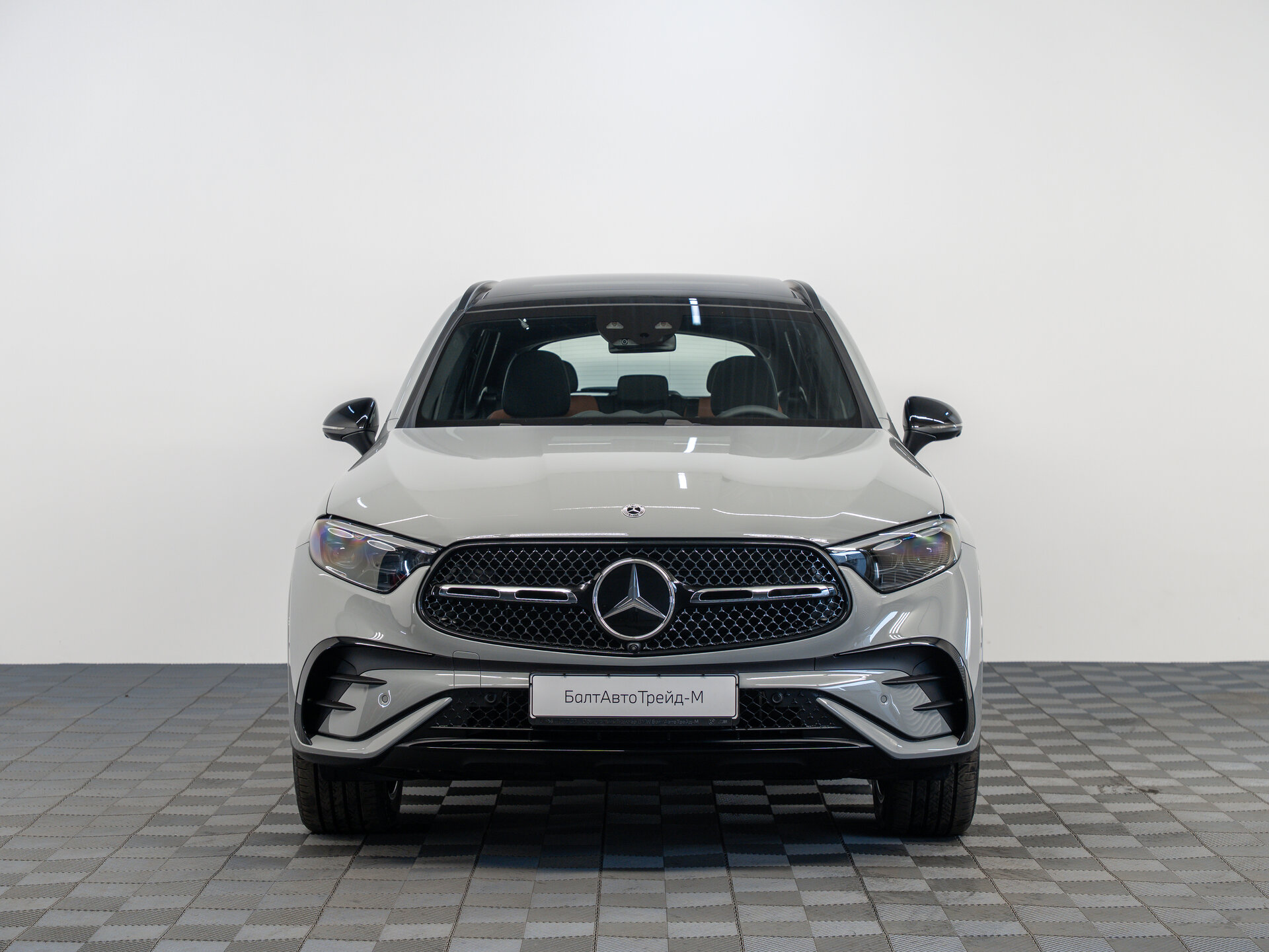 Автомобиль Mercedes-Benz GLC 300 2.0 AT (258 л.с.) 4WD - 2