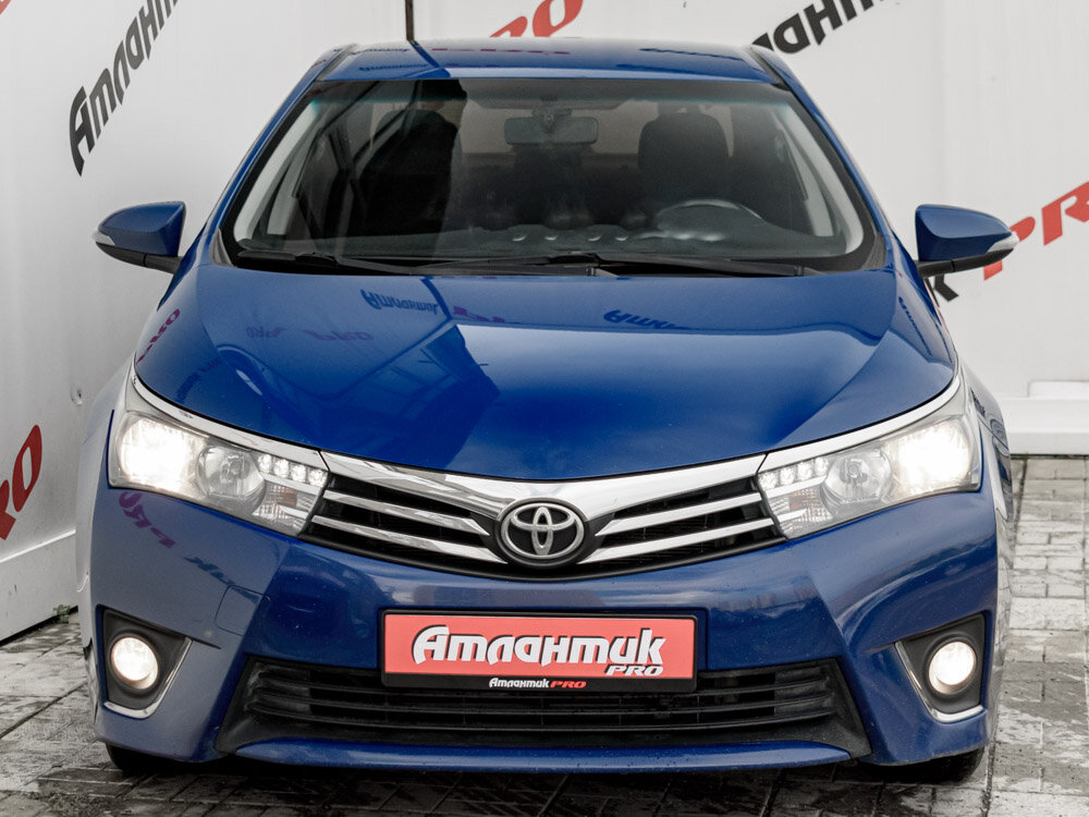 Купить Toyota Corolla 1.6 CVT (122 л.с.), 2013 в Екатеренбурге