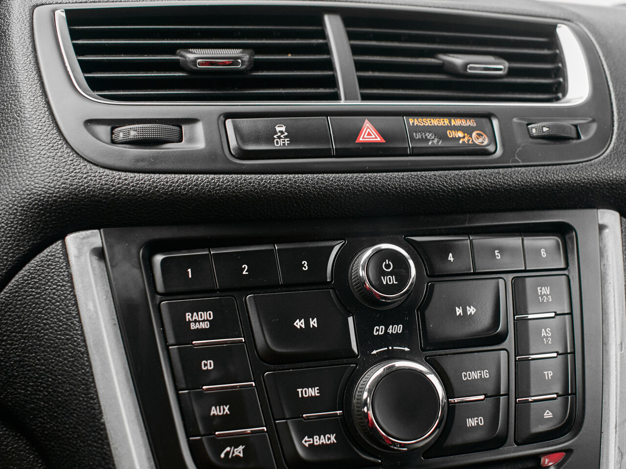 Купить Opel Mokka 1.8 AT (140 л.с.) 4WD, 2013 в Екатеренбурге