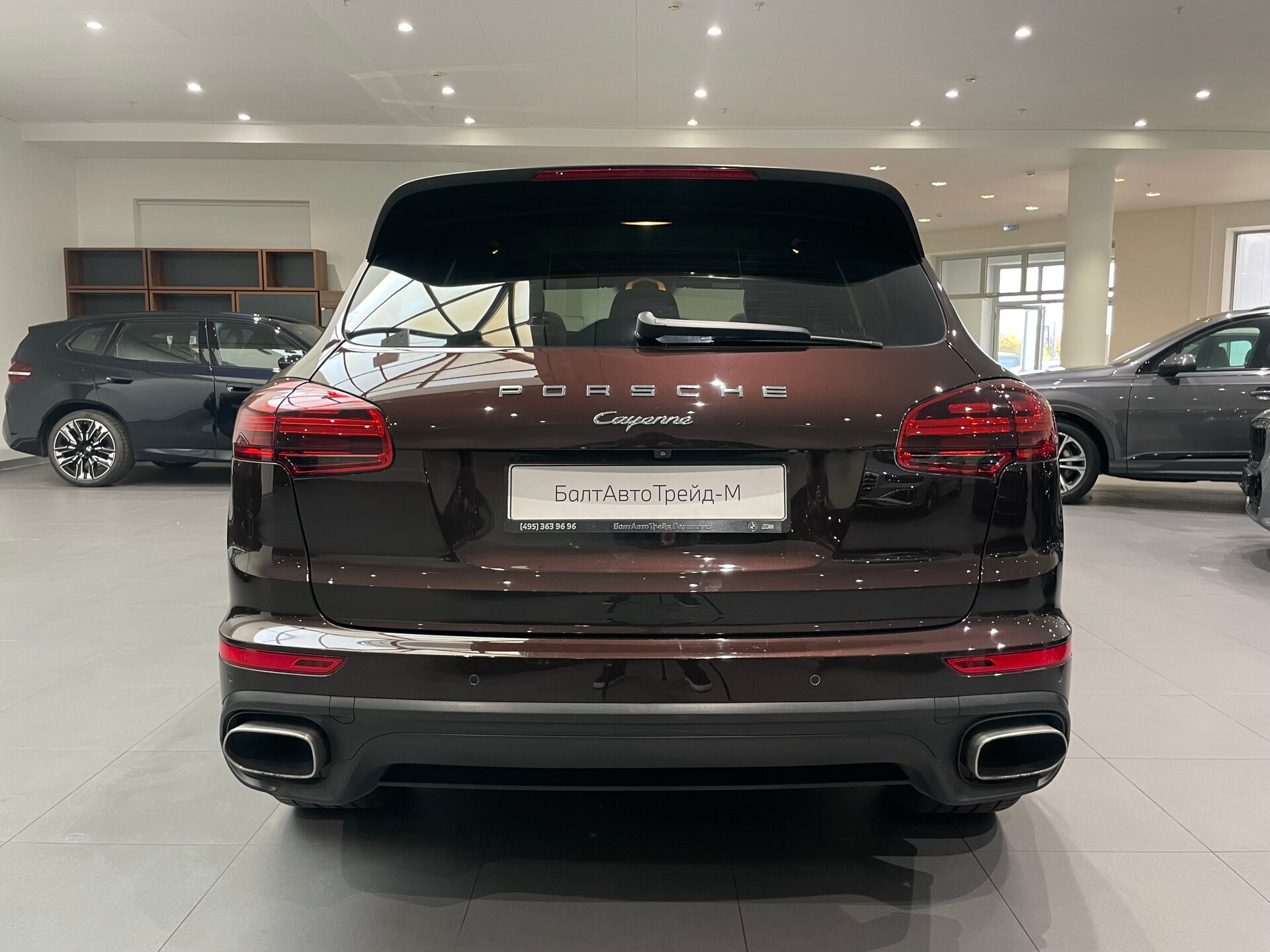 Автомобиль Porsche Cayenne Diesel 3.0d AT (245 л.с.) 4WD - 5