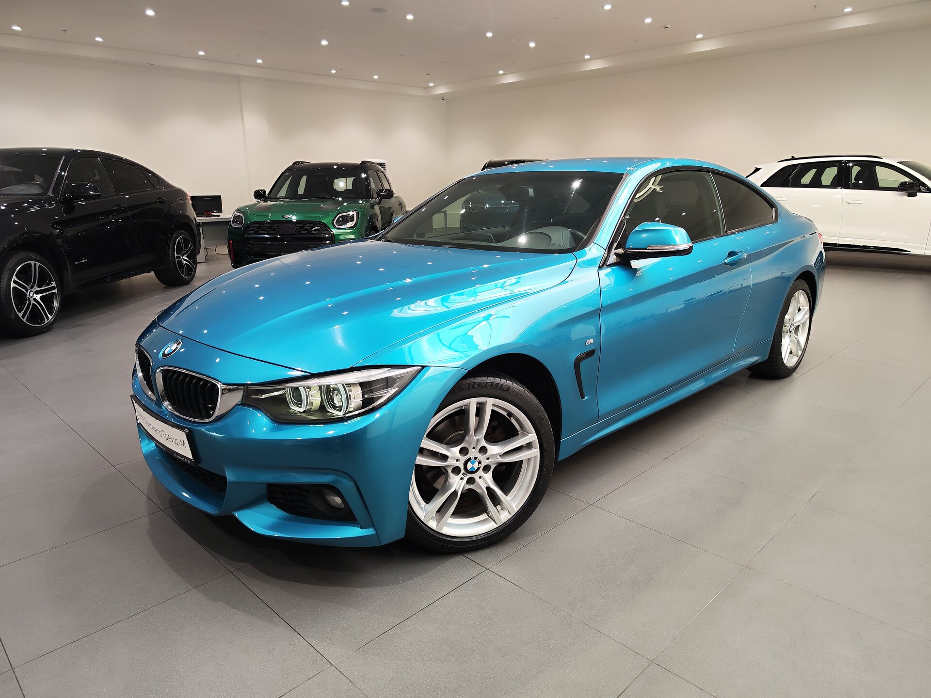 Автомобиль BMW 4 серии 420i xDrive 2.0 AT (184 л.с.) 4WD - 1