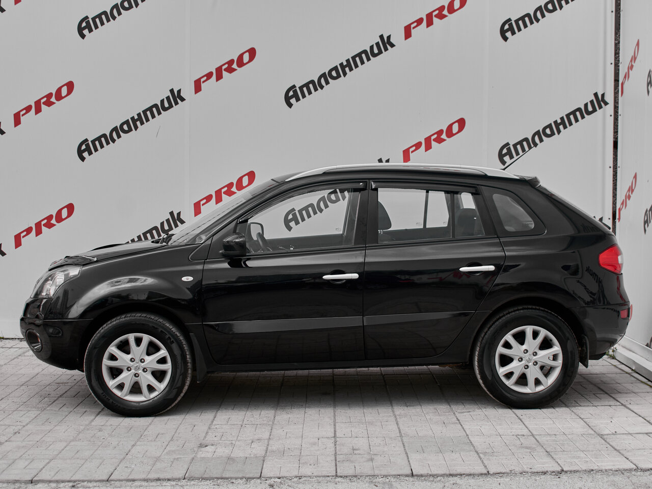 Купить Renault Koleos 2.5 CVT (171 л.с.) 4WD, 2008 в Екатеренбурге