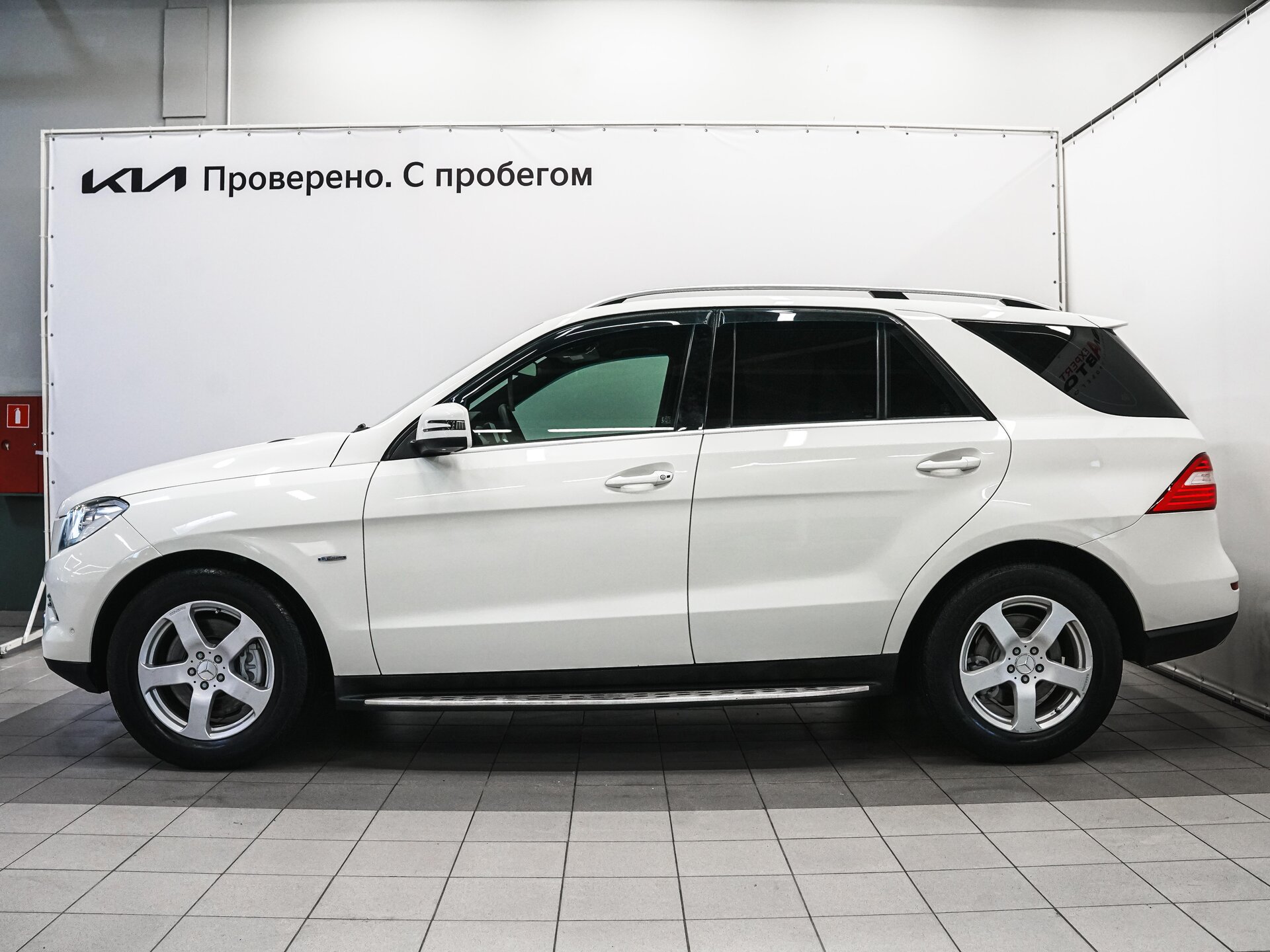 Mercedes-Benz M-Класс 2012 8