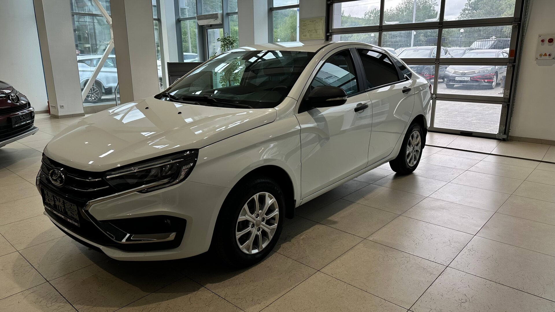 Lada (ВАЗ) Vesta 1.6 MT (106 л.с.) 2023