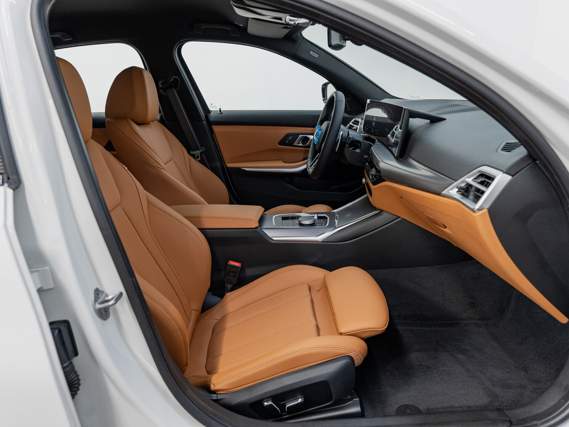 Автомобиль BMW 3 серии 320d xDrive 2.0d AT (190 л.с.) 4WD - 15