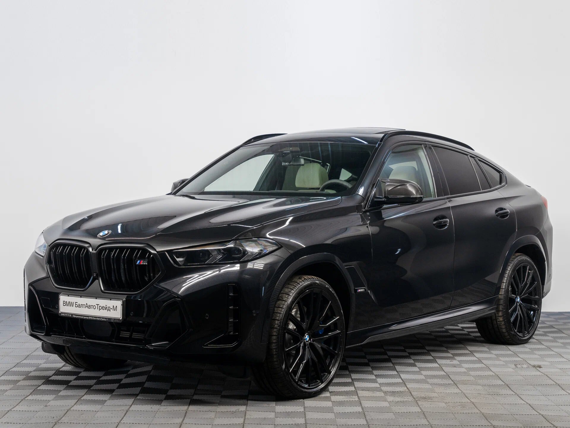 Автомобиль BMW X6 M60i 4.4 AT (530 л.с.) 4WD - 1