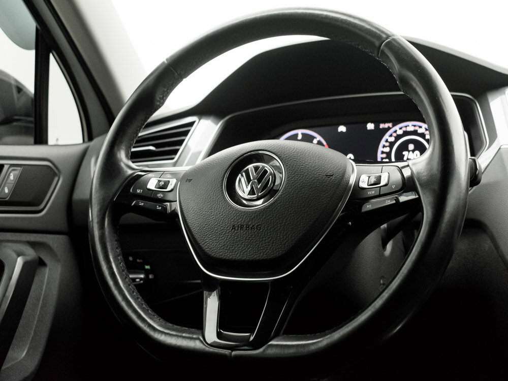Купить Volkswagen Tiguan 2.0d AMT (150 л.с.) 4WD, 2020 в Екатеренбурге