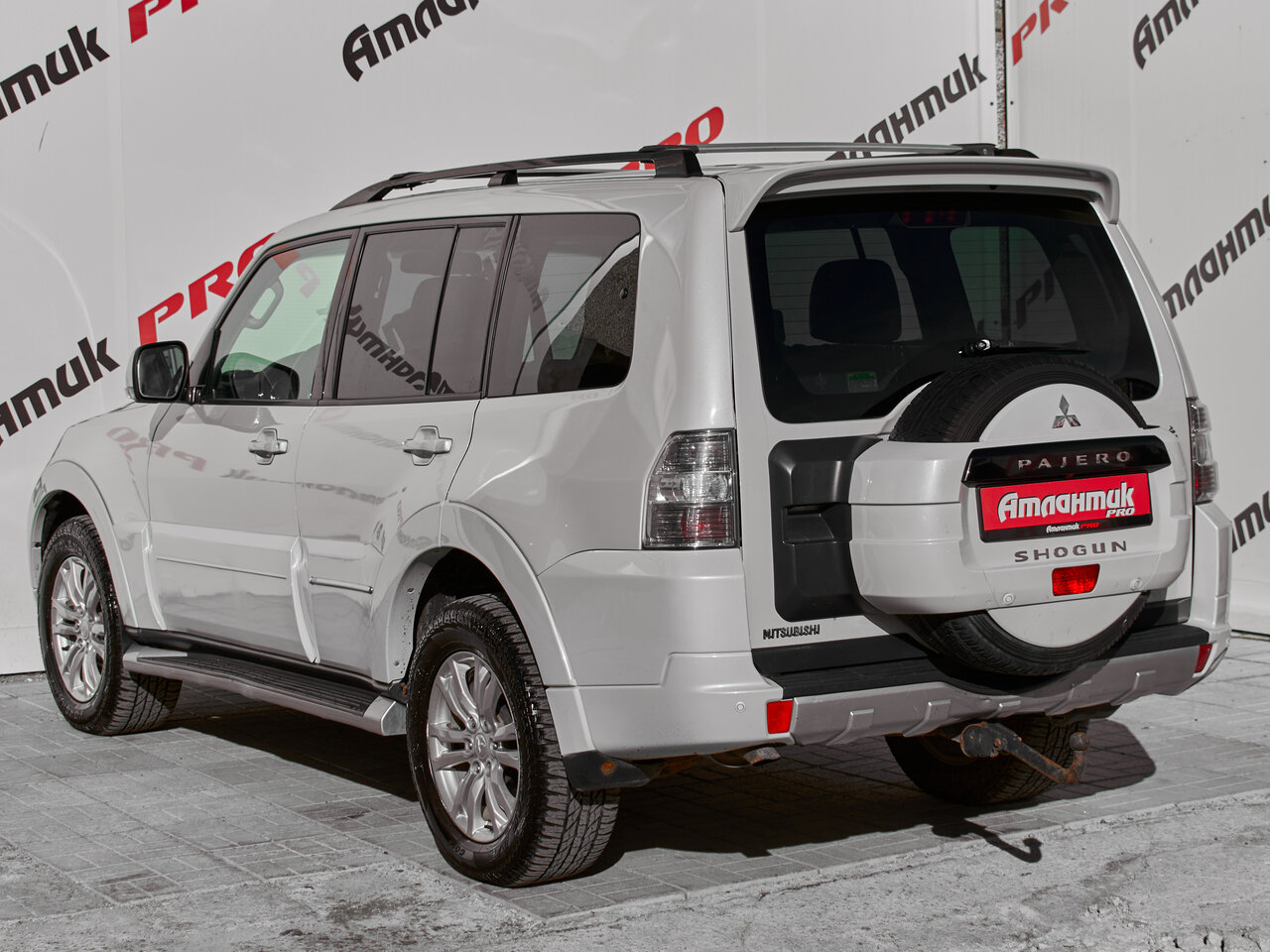 Купить Mitsubishi Pajero 3.2d AT (200 л.с.) 4WD, 2014 в Екатеренбурге