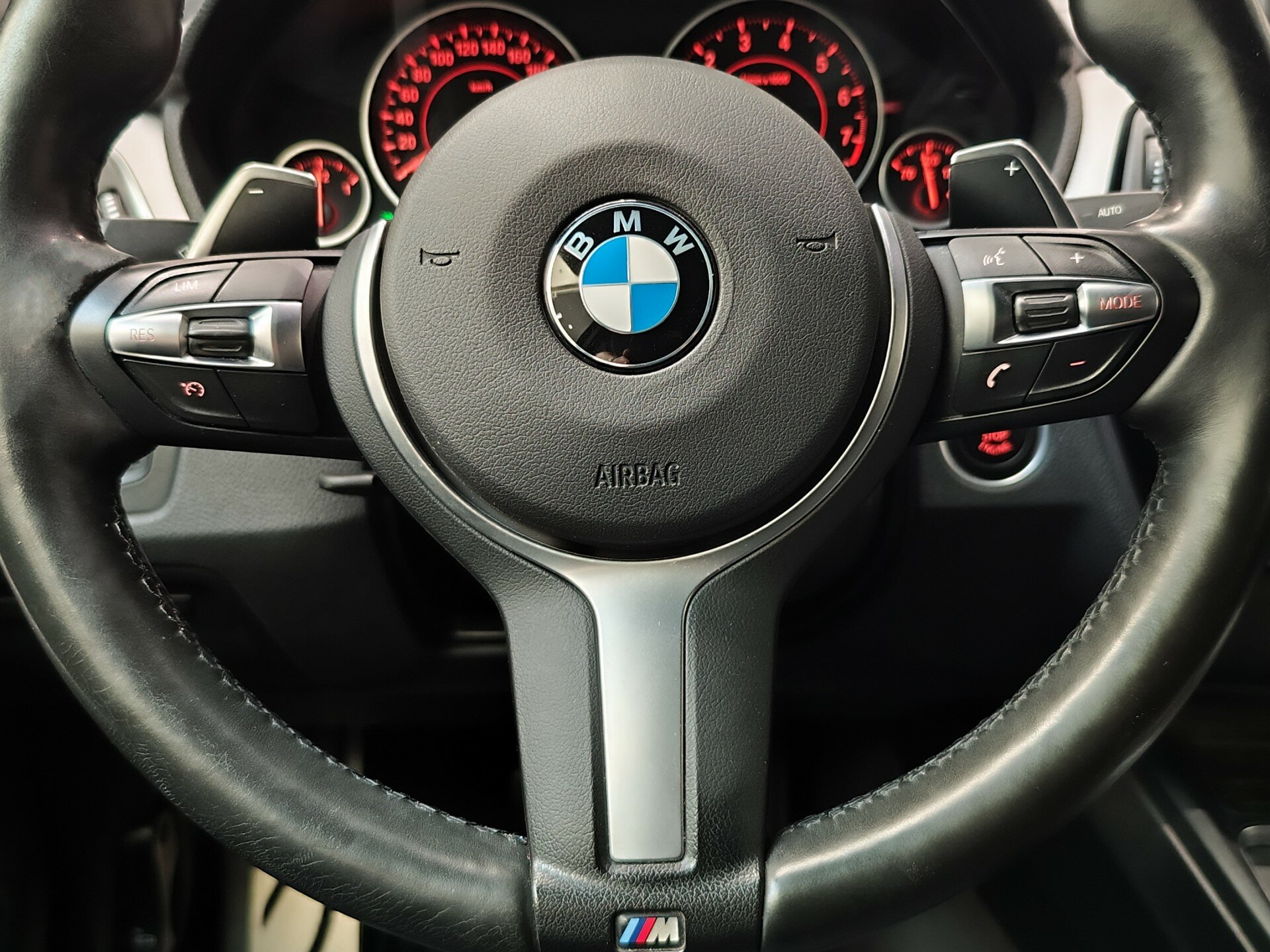 Автомобиль BMW 4 серии 420i xDrive 2.0 AT (184 л.с.) 4WD - 16