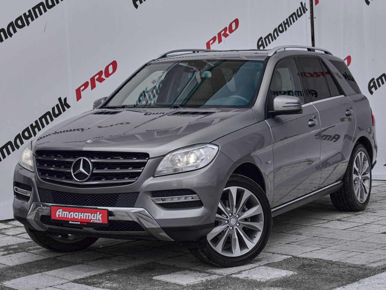 Купить Mercedes-Benz M-Класс 350 CDI 3.0d AT (240 л.с.) 4WD, 2011 в Екатеренбурге